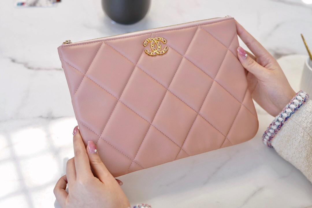 Chanel 19 pouch