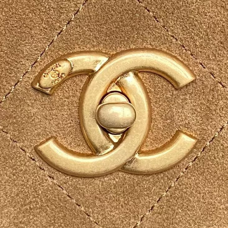 Chanel Large Flap Bag with Top Handle AS5637 18x29x8cm