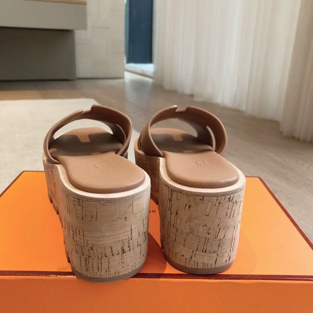 UA Hermes Eze 30 Sandal