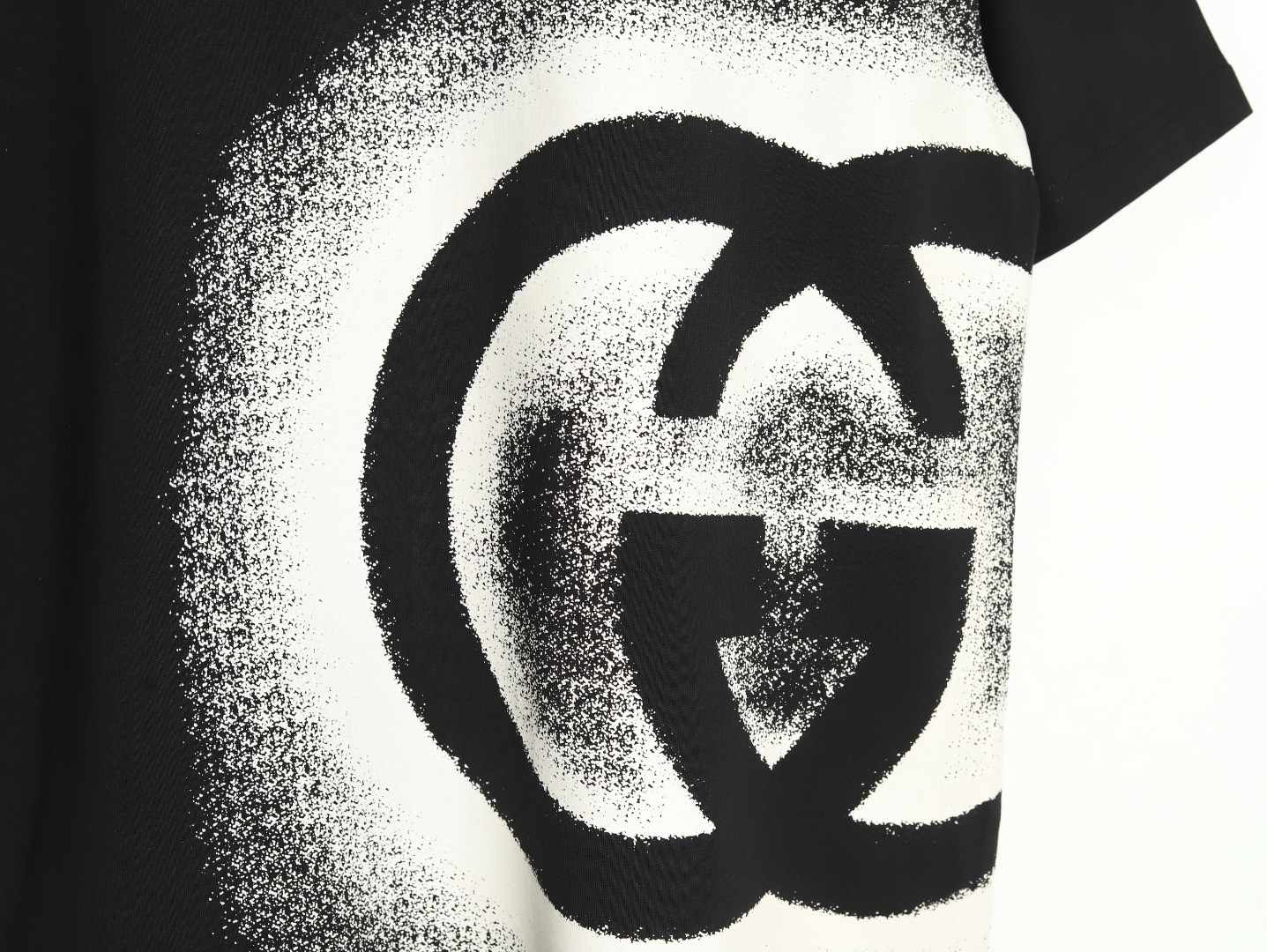 GUCCI Short-sleeved T-shirt