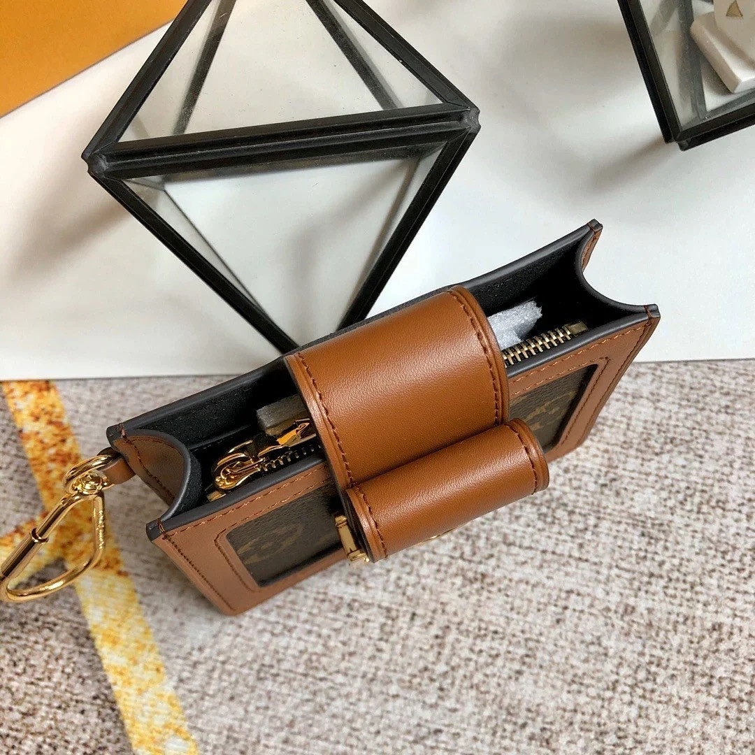 DAUPHINE MULTICARTES M68751