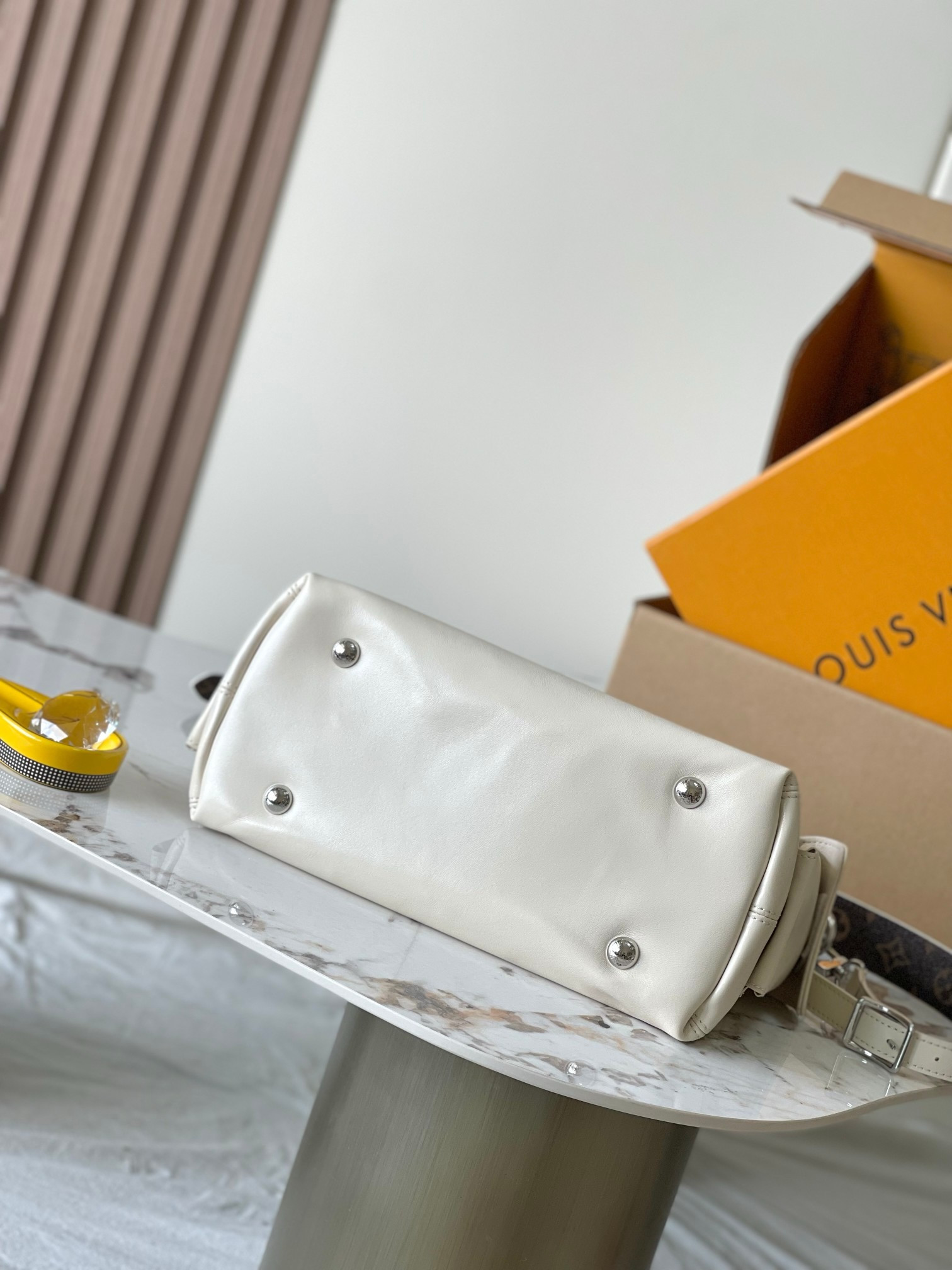 LV CarryAll Cargo Vibe PM M12919 33.5x23x15cm