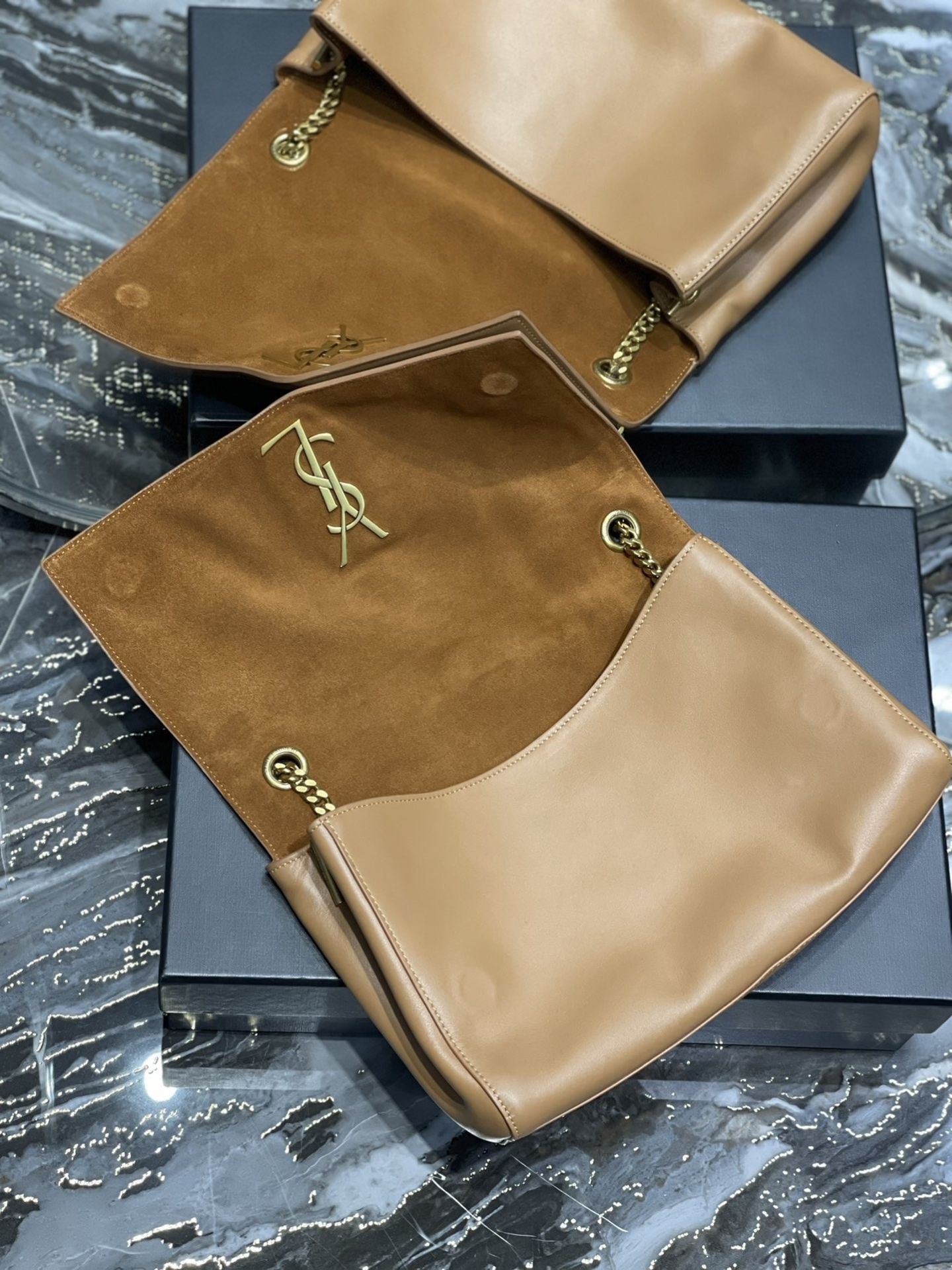 YSL Kate Reversible Suede and Leather Shoulder Bag 28.5x20x6cm