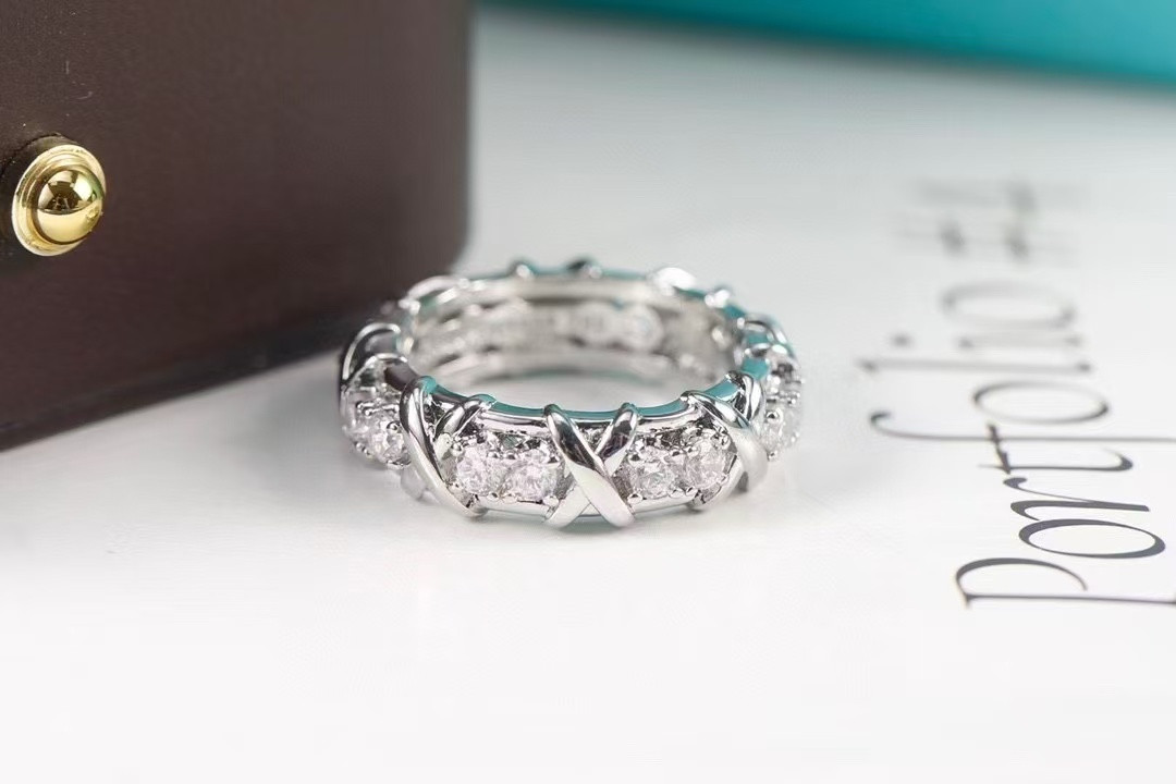 Tiffany & Co. Crossed Double Tone Ring