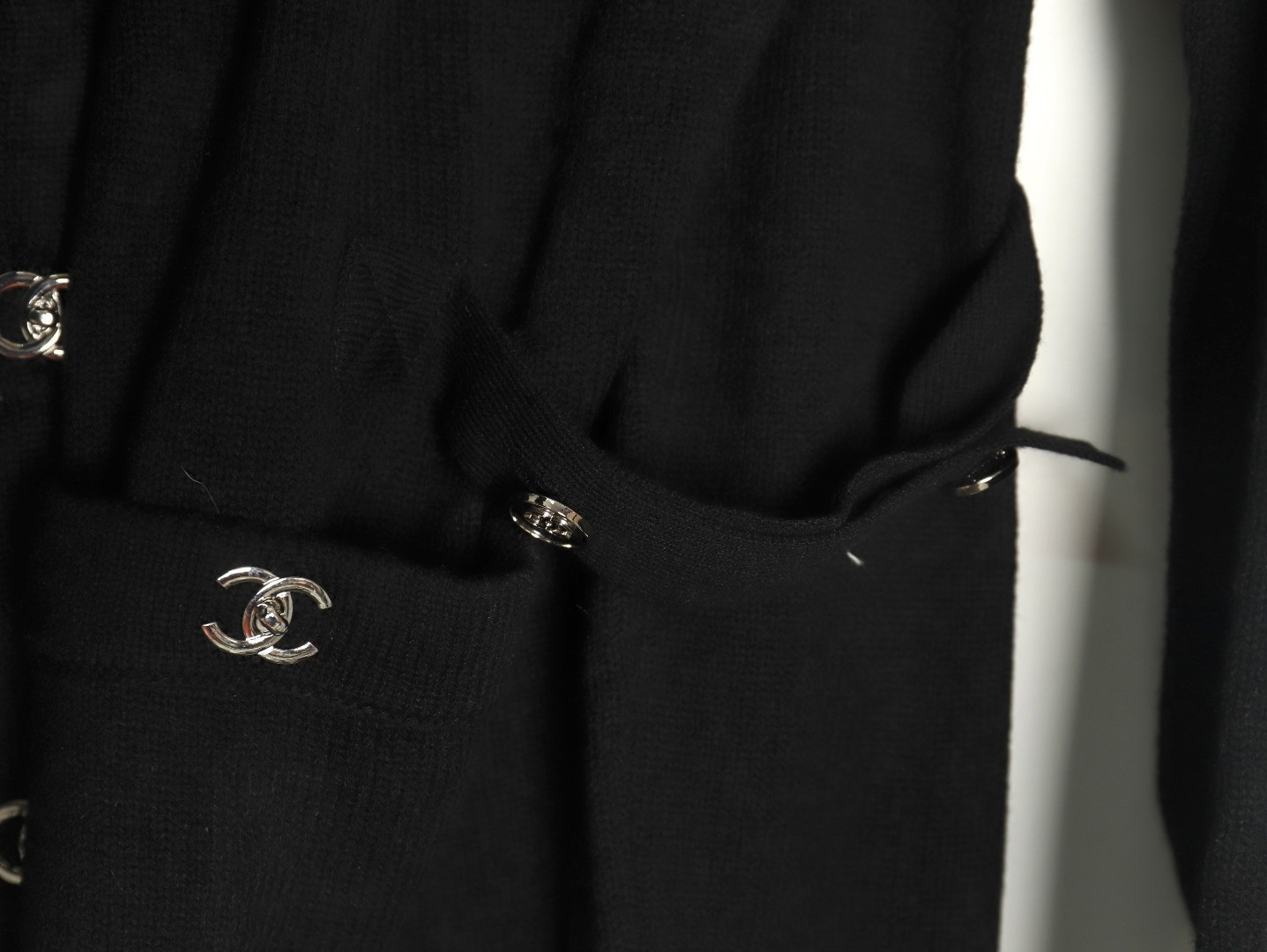 Chanel Knitting Cardigan