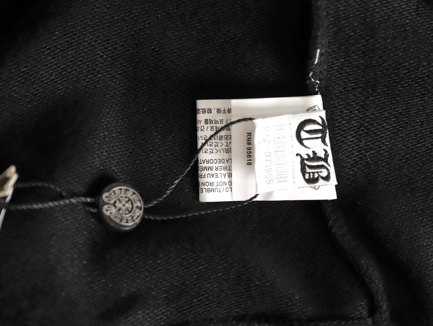 Ch*0me He**ts 25fw coats