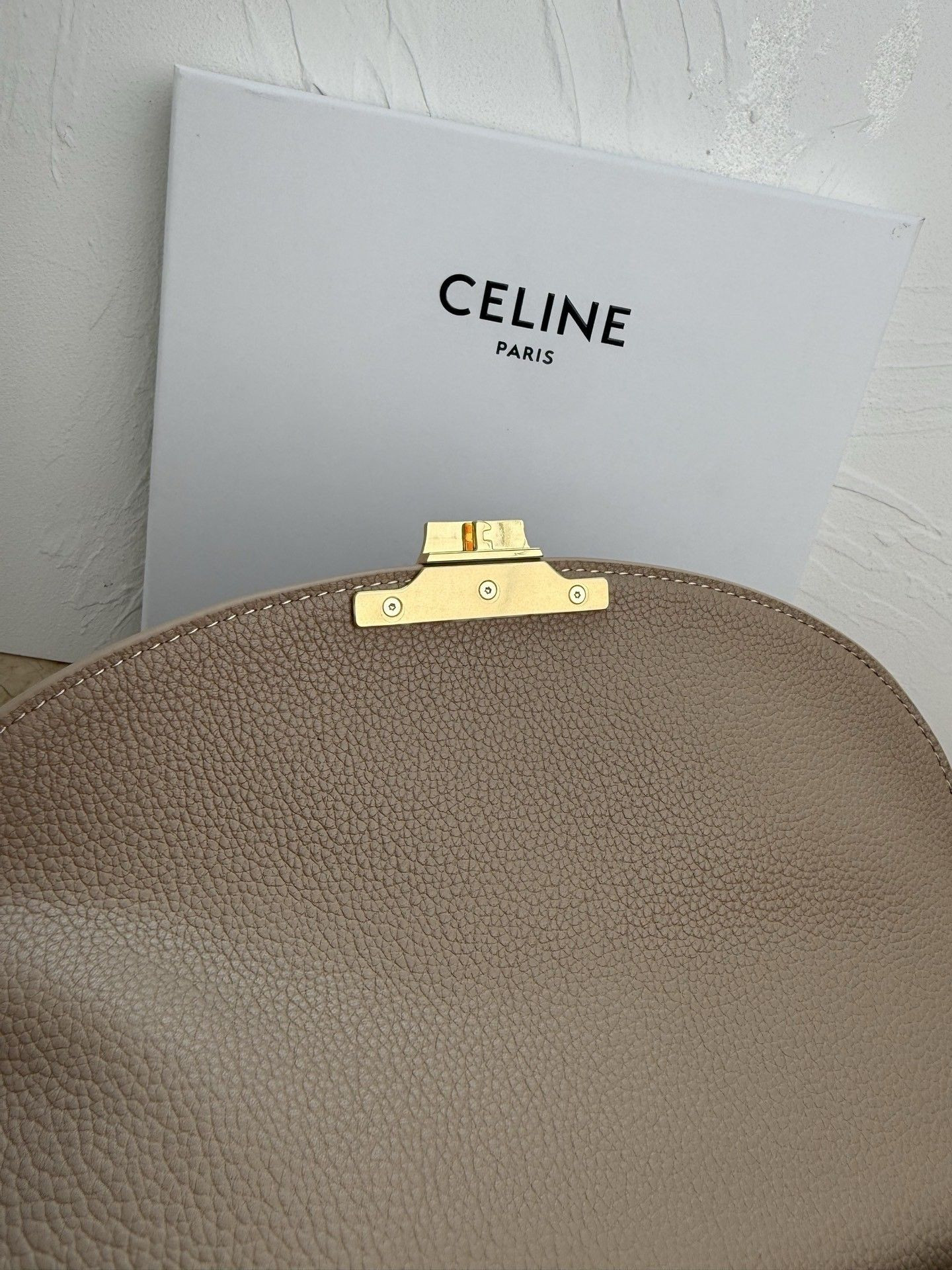 Celine Medium Nino Bag In Supple Graind Calfskin 25x17.5x10cm