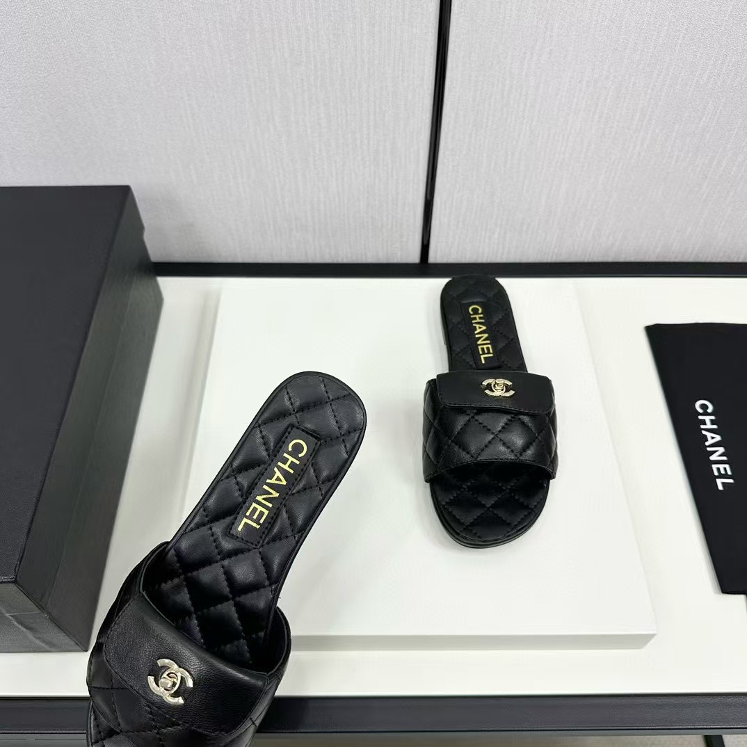 UA Chanel Slippers
