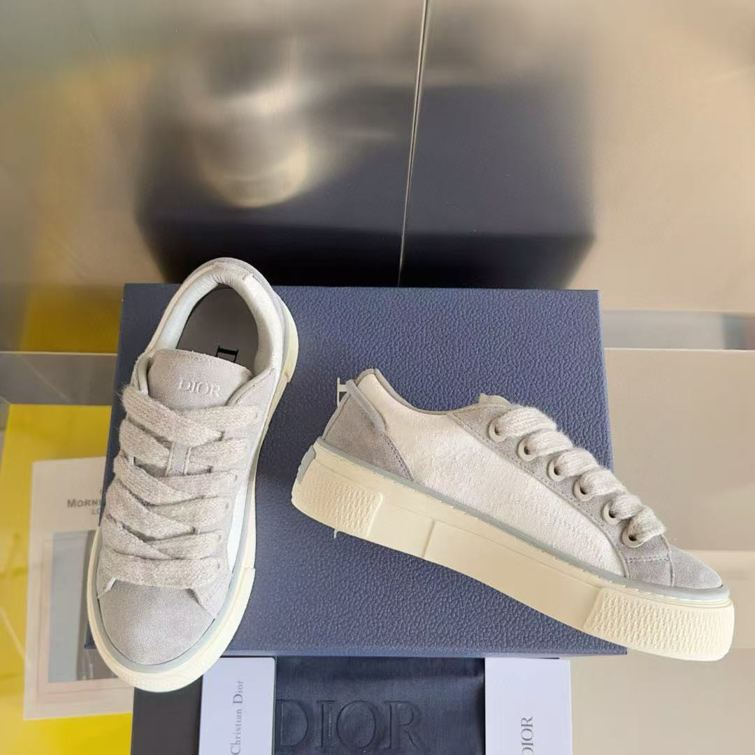 UA Dior B33 Sneaker