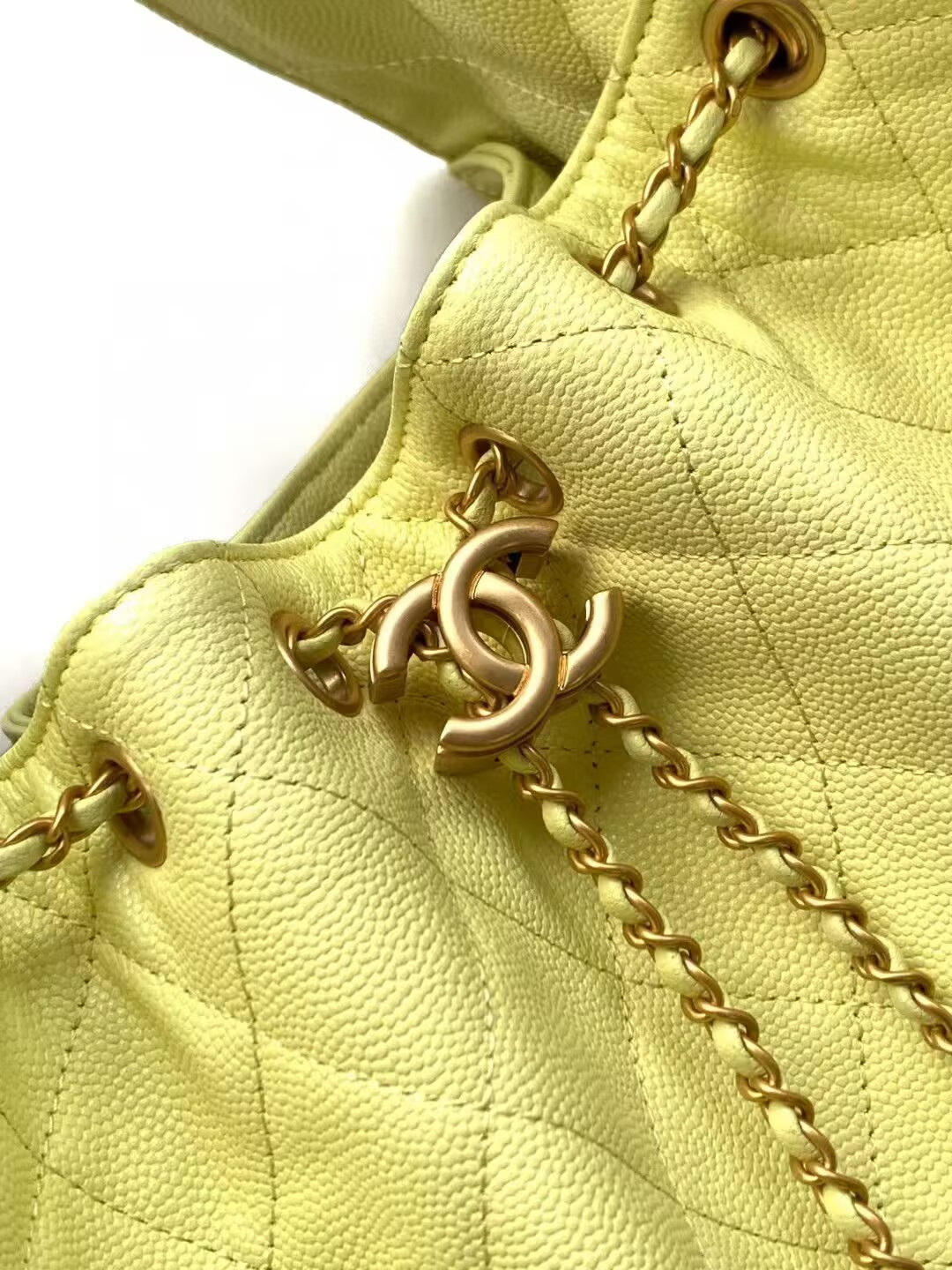 CHANEL 25C Bucket Bag 26x30x14cm