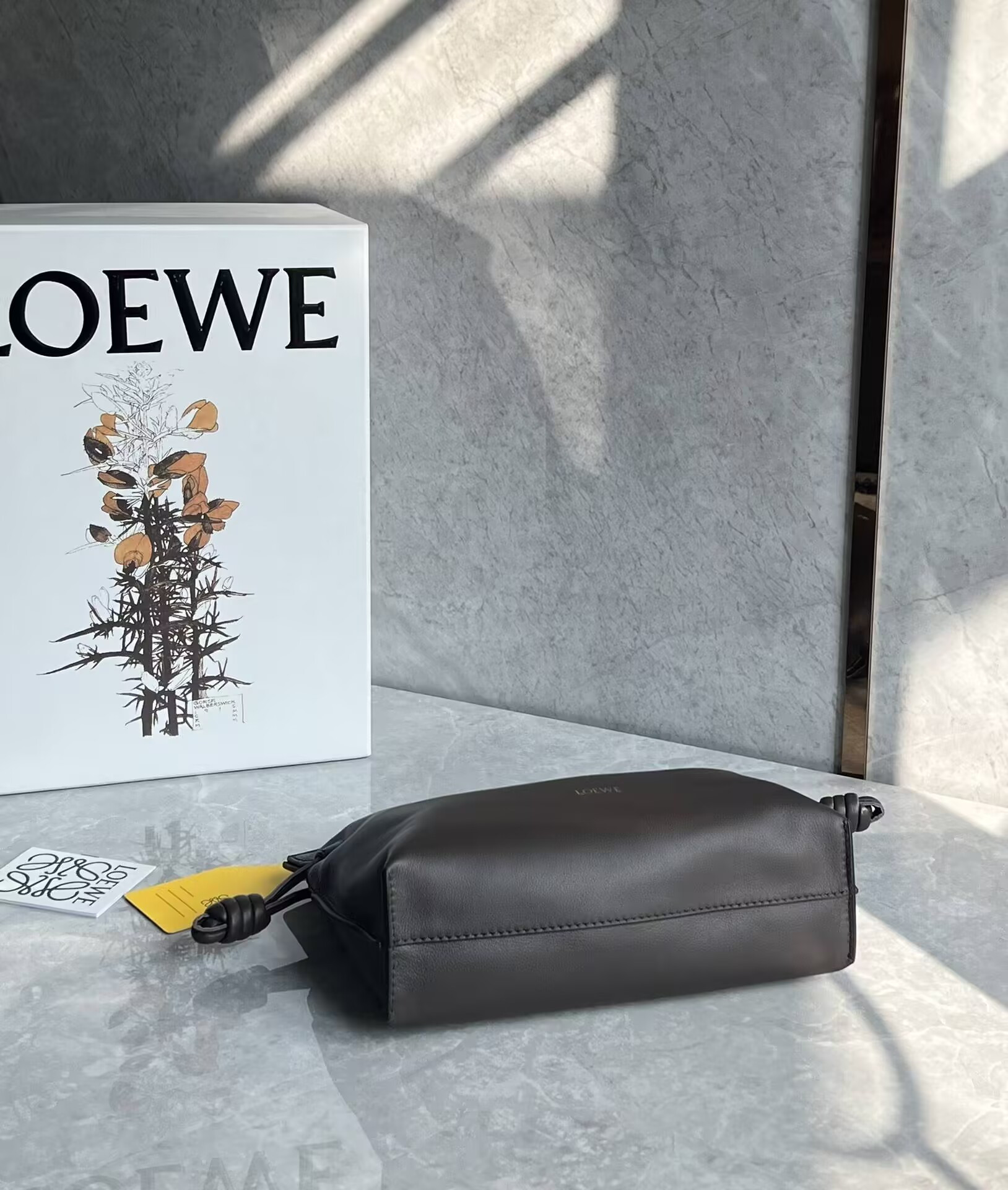 LOEWE Flamenco Purse 23.9x18x9cm