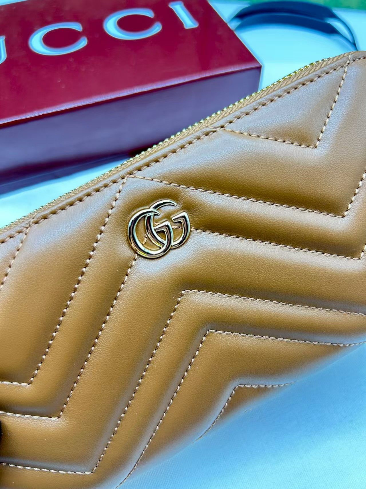 Gucci GG Marmont zip around wallet 19x10.5x2cm