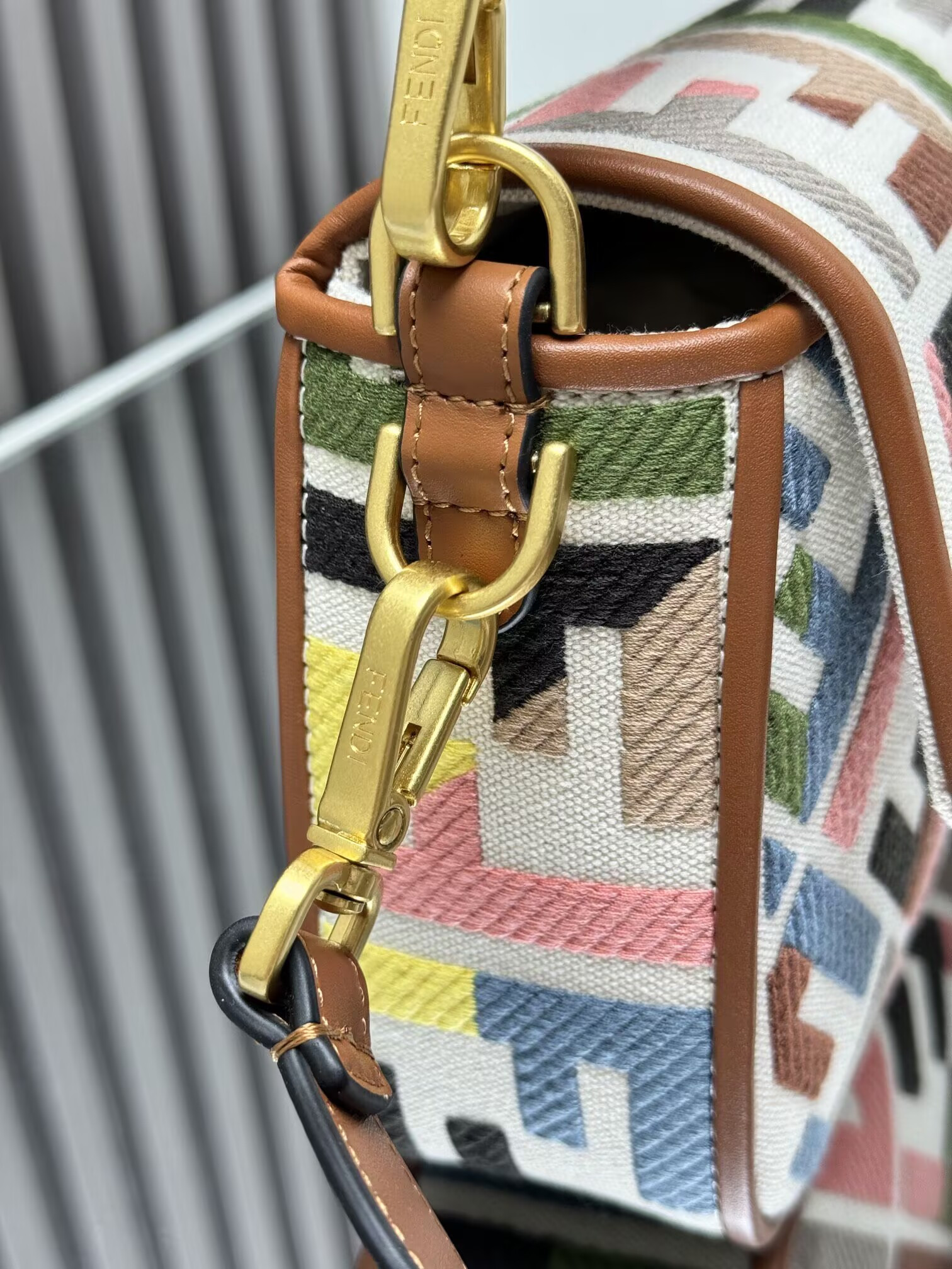 FENDI Baguette 26x13x6cm