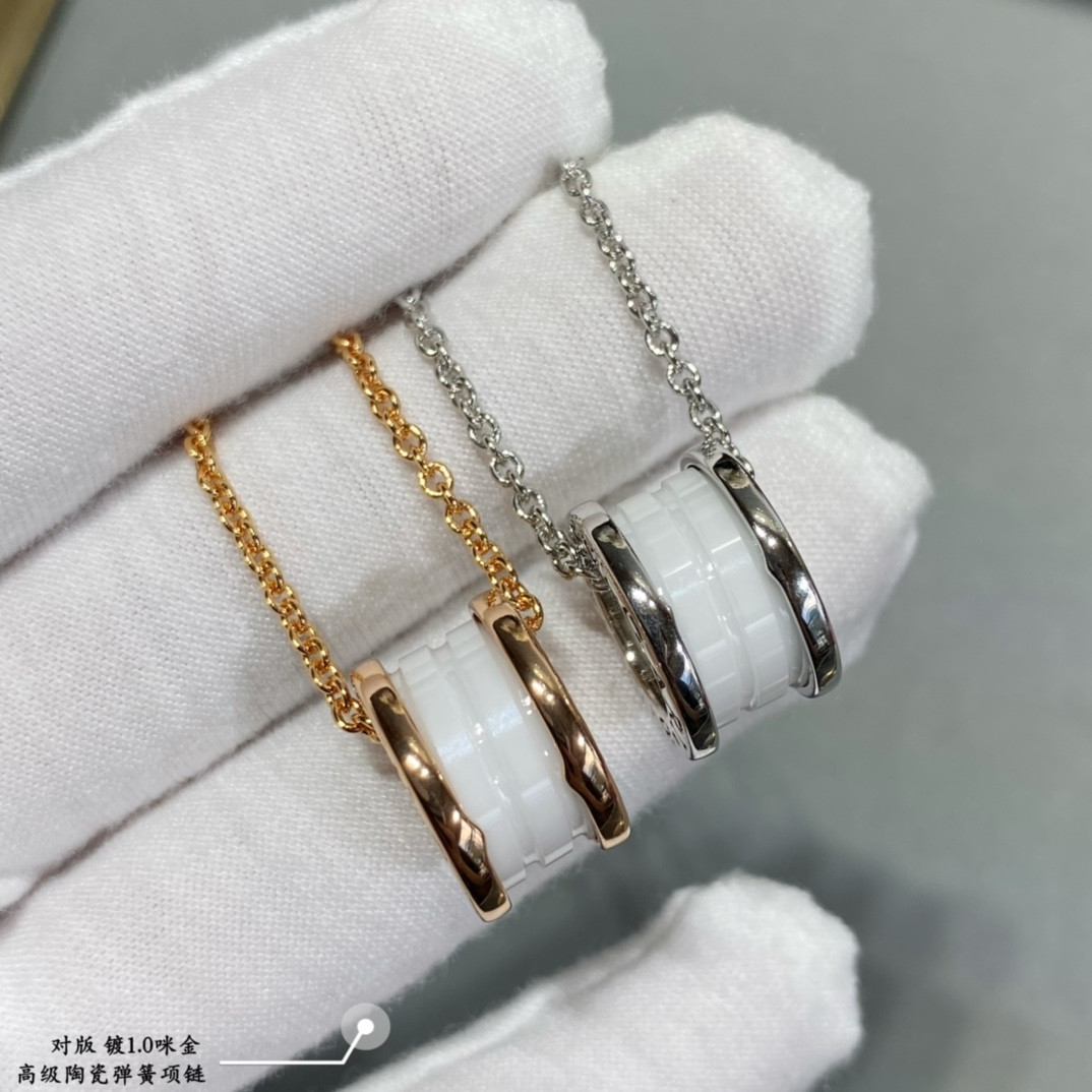 Bvlgari Large ceramic spring Necklace