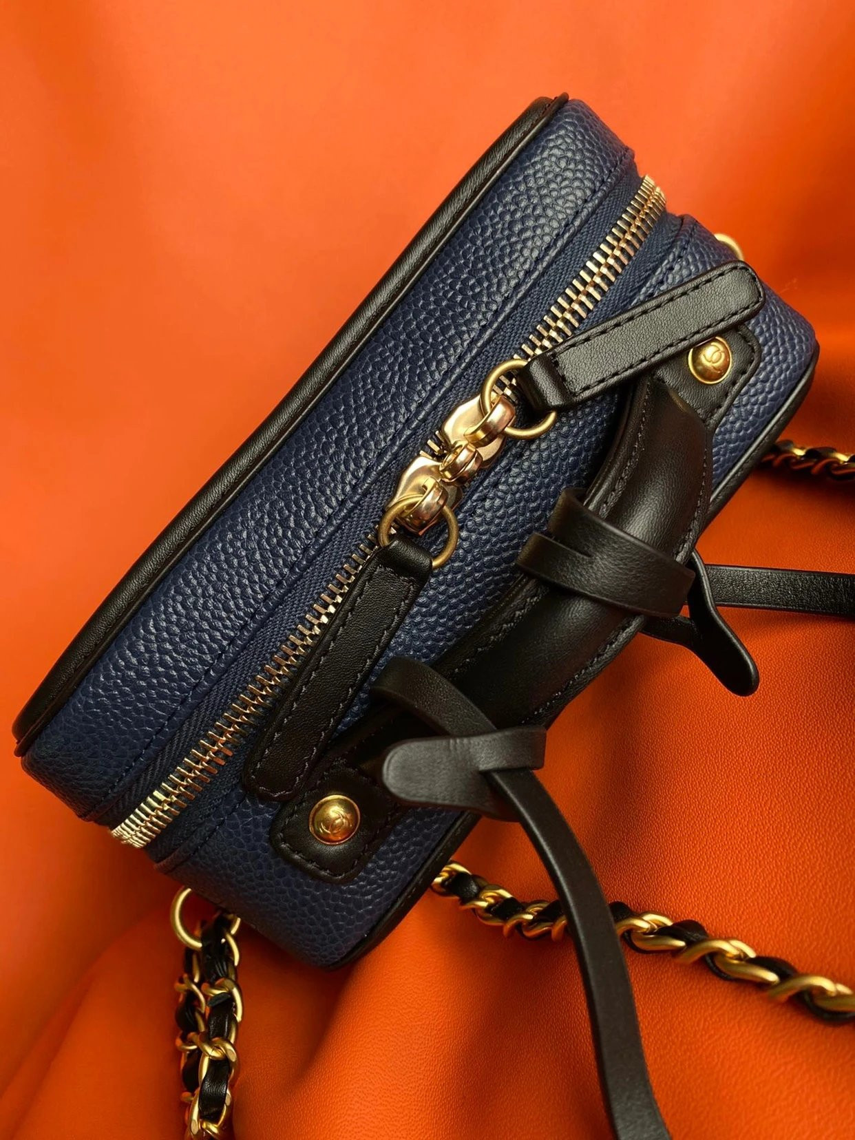 CHANEL VANITY CASE 17x7x13cm