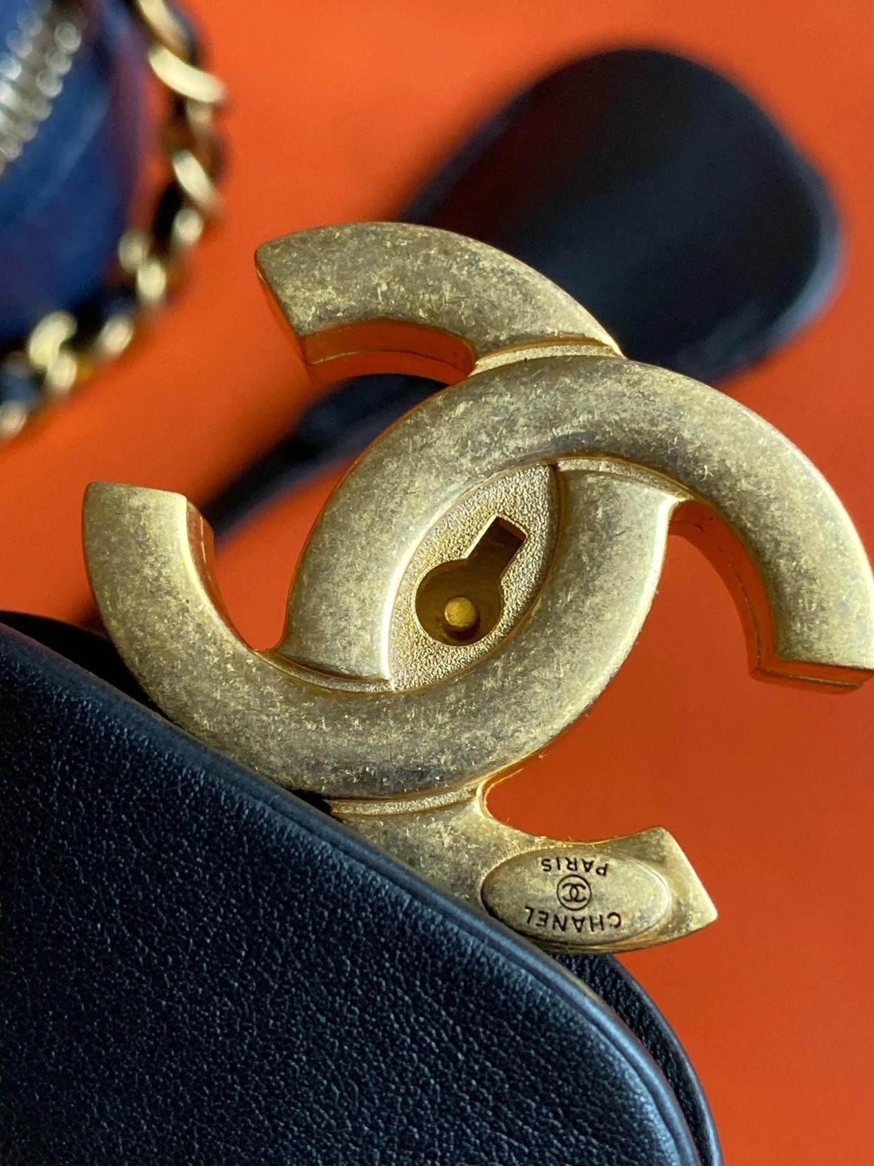 CHANEL VANITY CASE 17x7x13cm