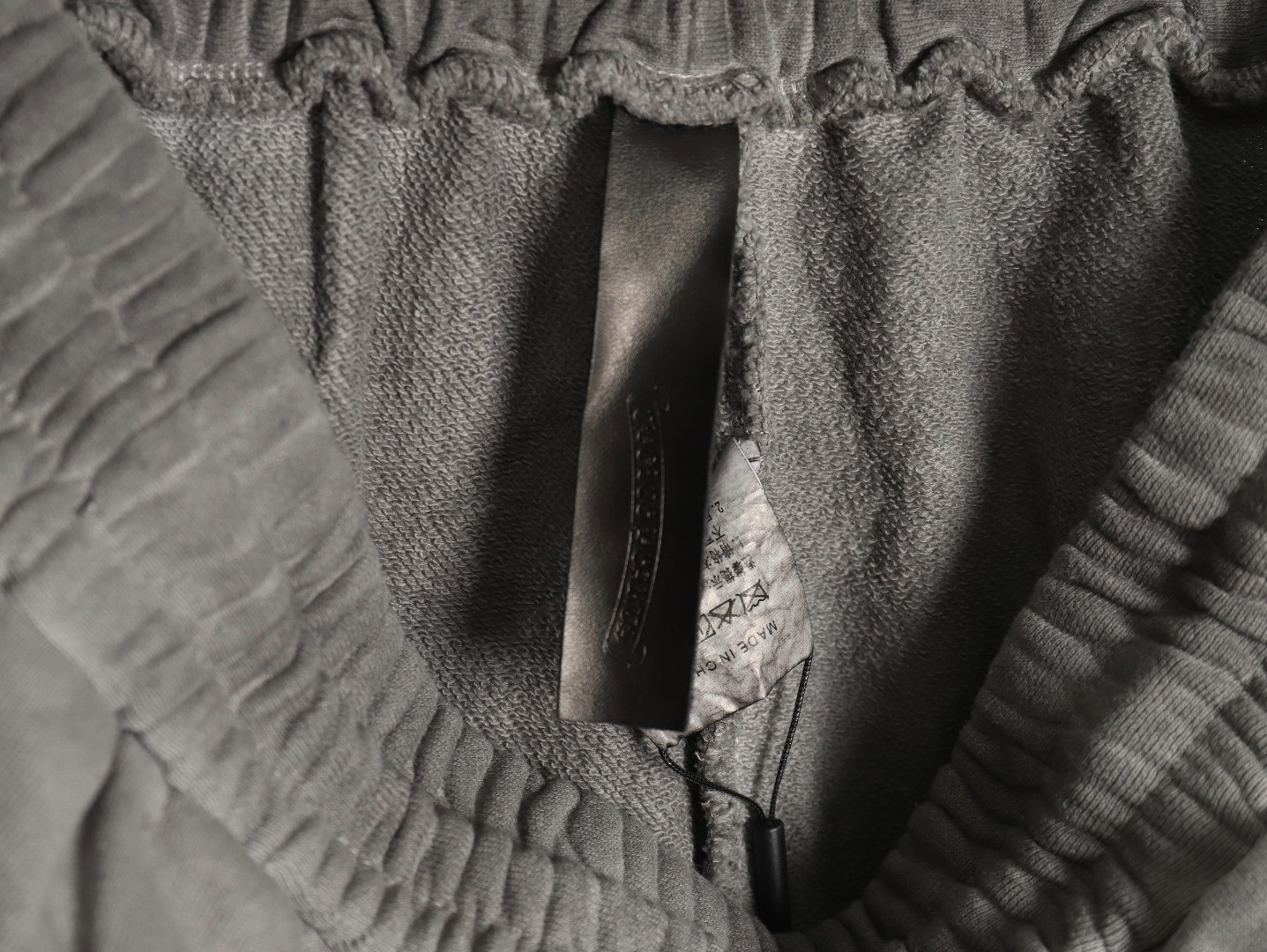 Ch*0me He**ts shorts