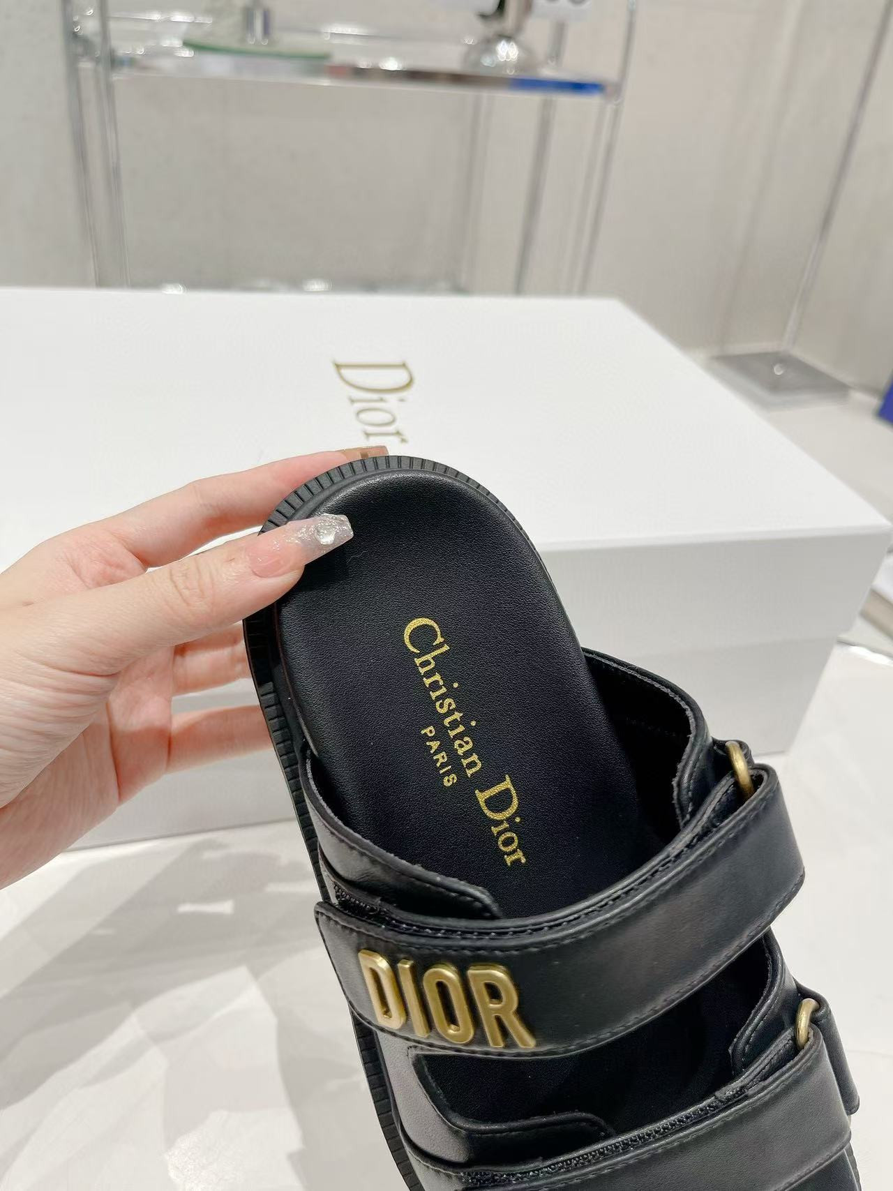UA DIOR DIORACT SANDAL