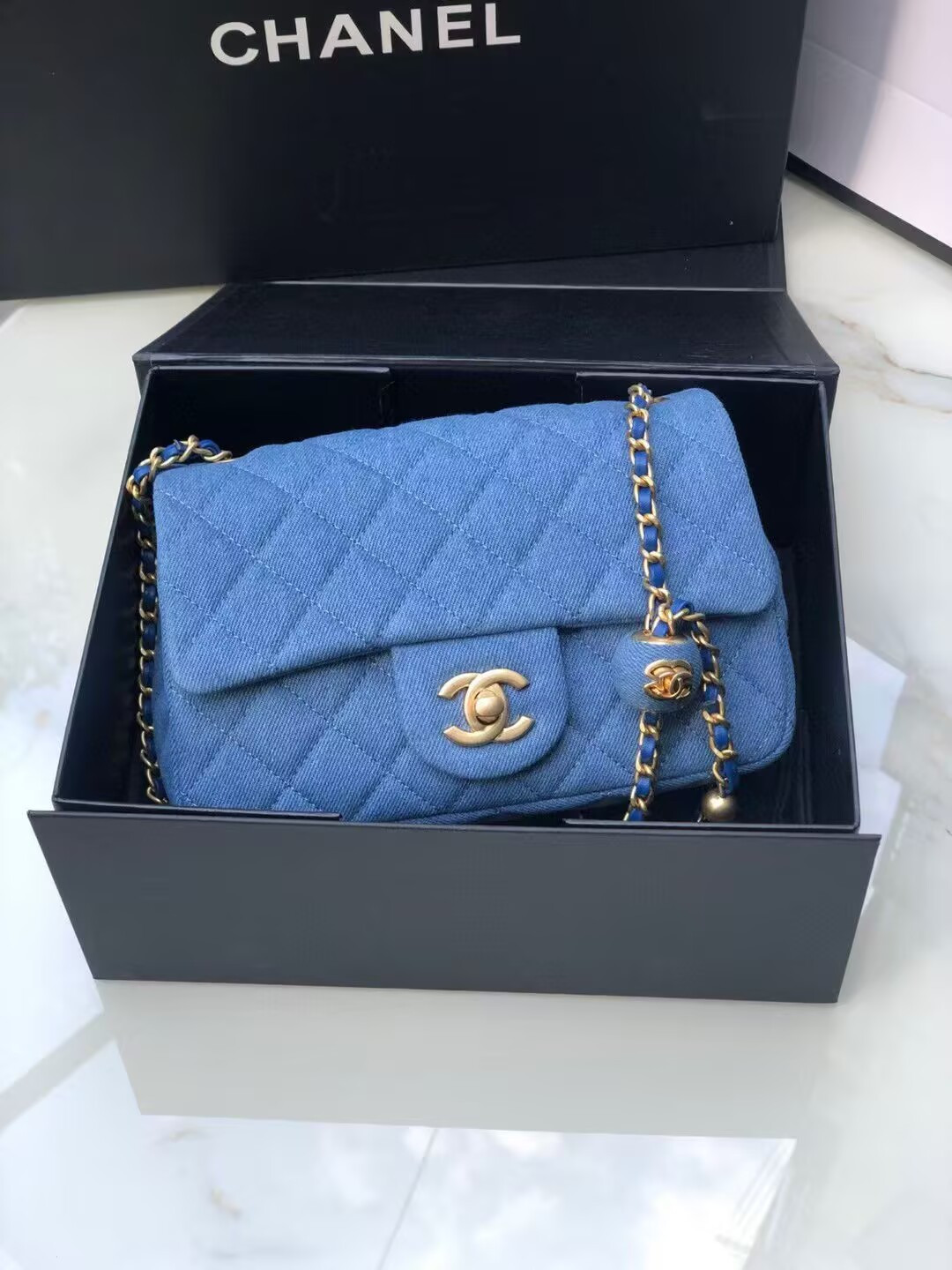 Chanel Denim Quilted Flap Bag 20x13x7cm