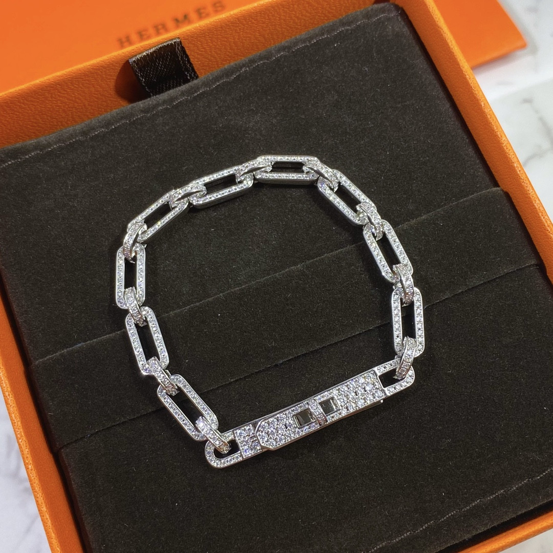 Hermès Fully Diamond-Encrusted Kelly Bracelet