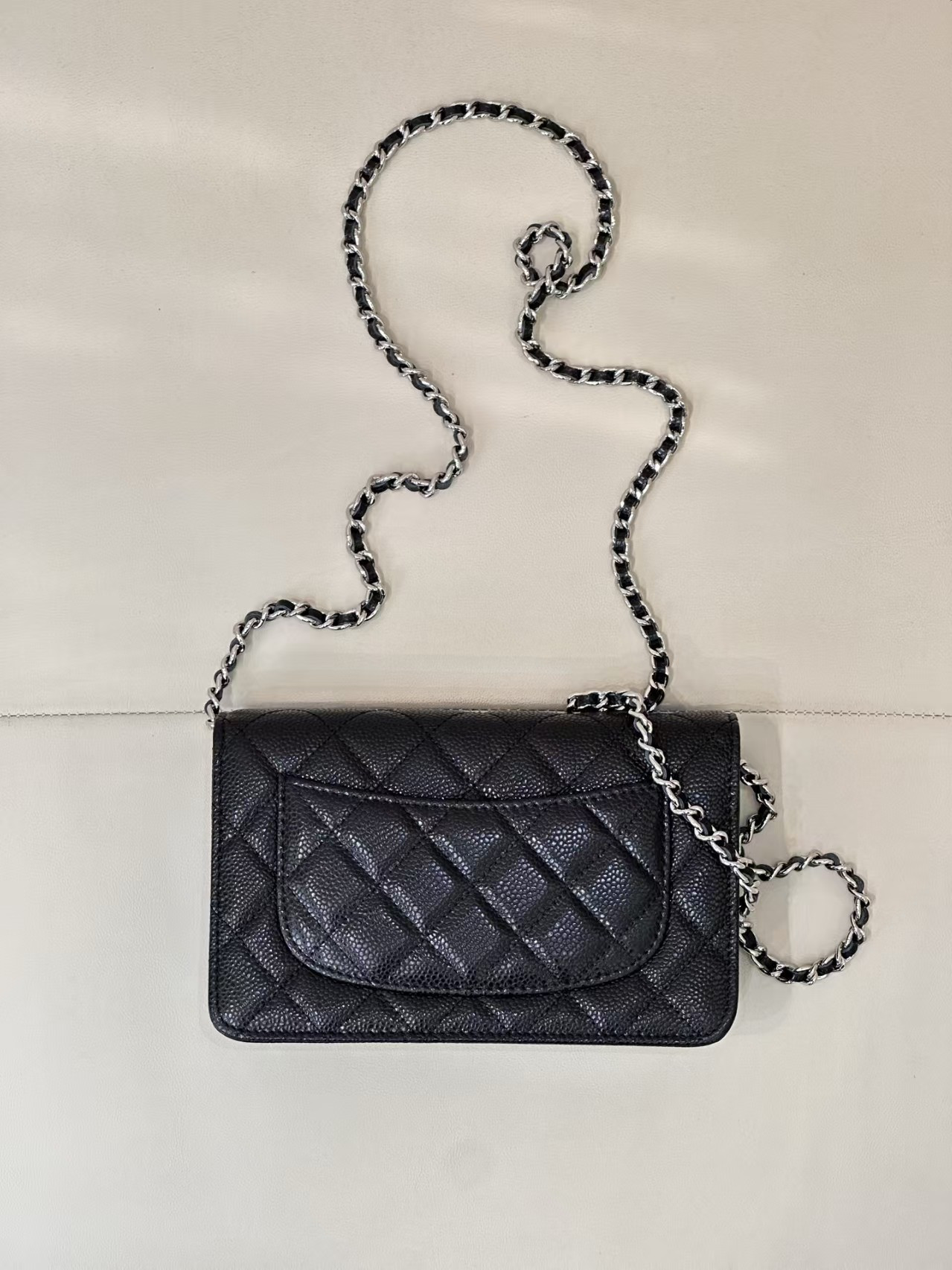 CHANEL WOC CLASSIC WALLET ON CHAIN 13x19cm