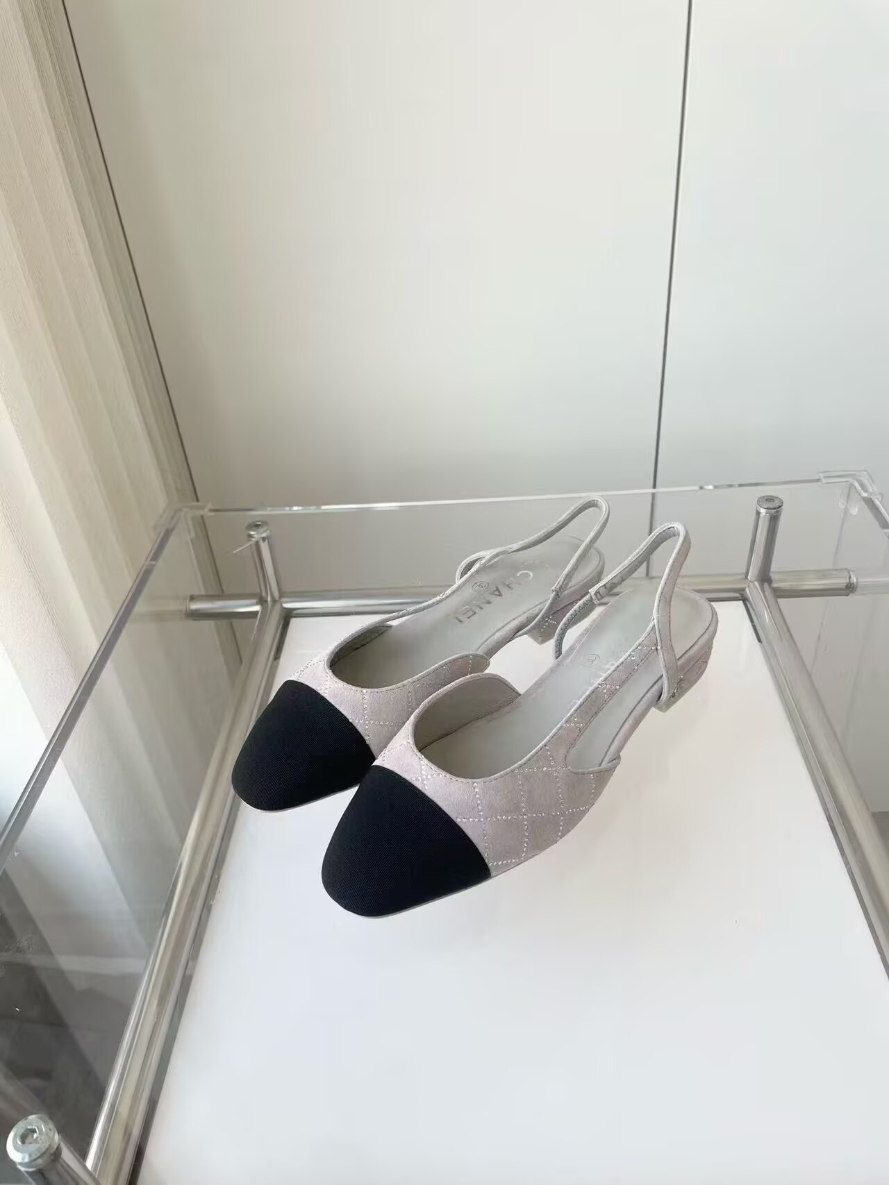 UA CHANEL SLINGBACKS FLAT