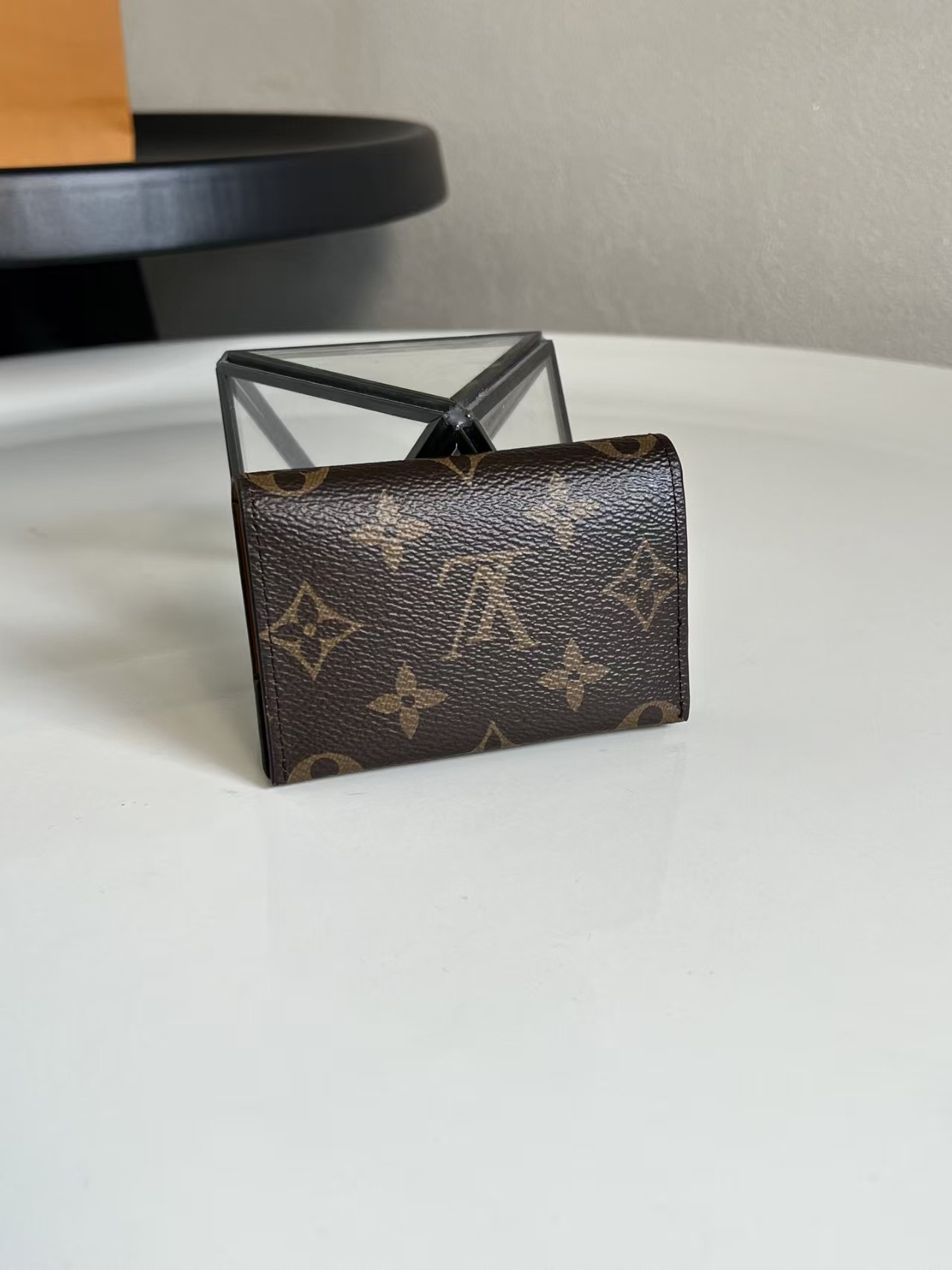 LV Slim Card Holder M26002 10.5x7.5x1cm