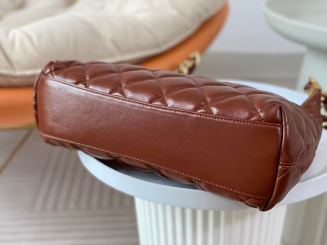 Chanel Hobo Bag 30×28×11cm