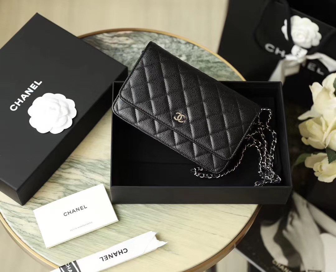 Chanel woc caviar silver