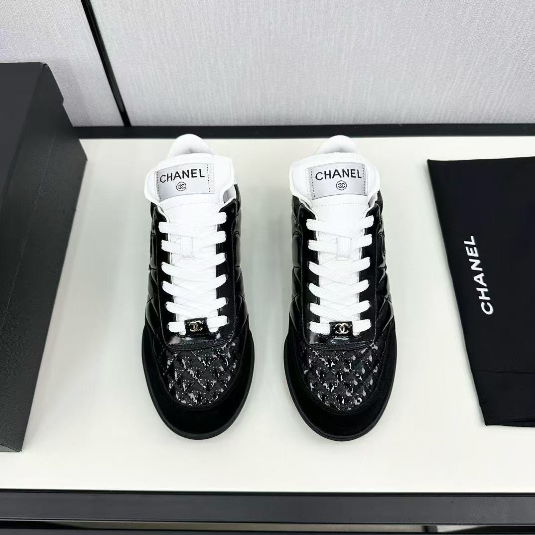UA CHANEL SNEAKER
