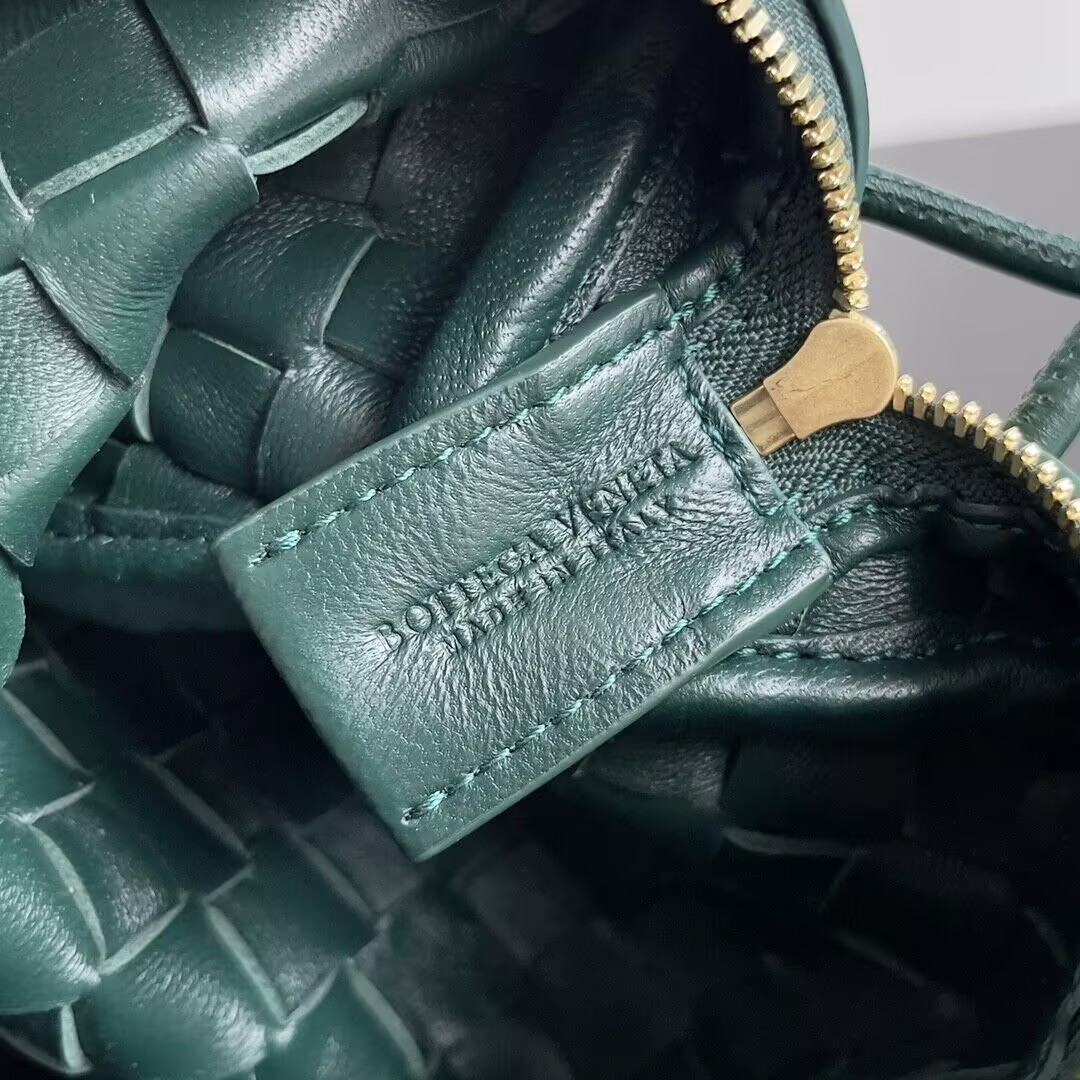 Bottega Veneta Small Loop Cross-Body Bag 17x10x6cm