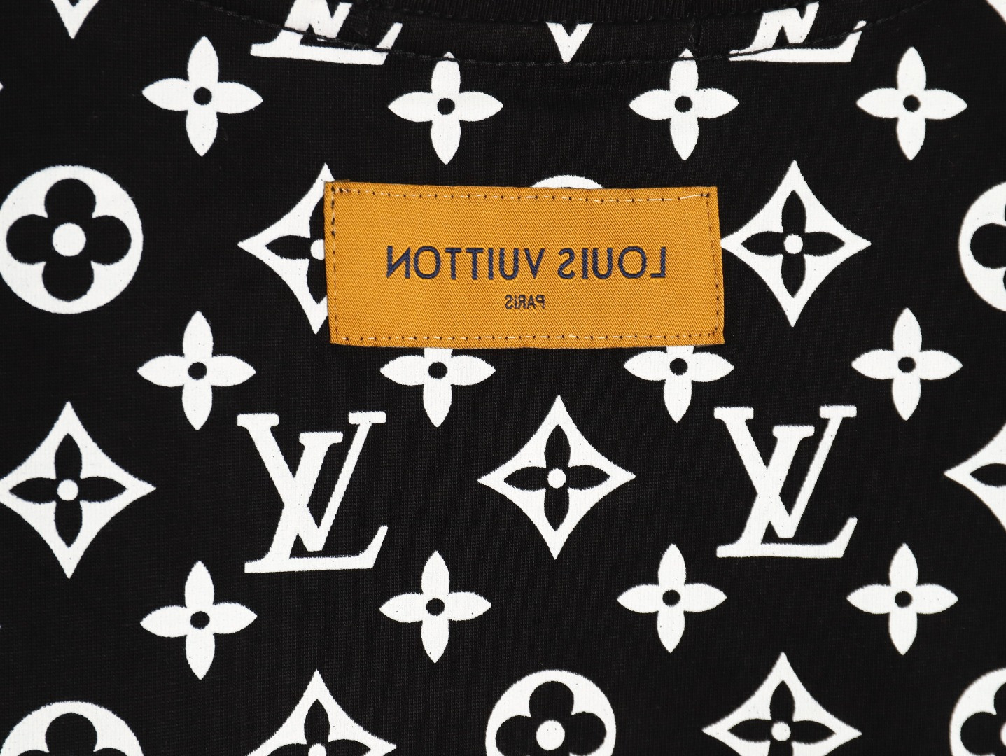 Louis Vuitton LV 25ss Short-sleeved T-shirt