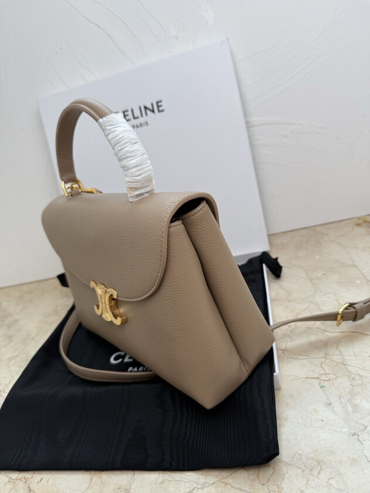 Celine Medium Nino Bag In Supple Graind Calfskin 25x17.5x10cm