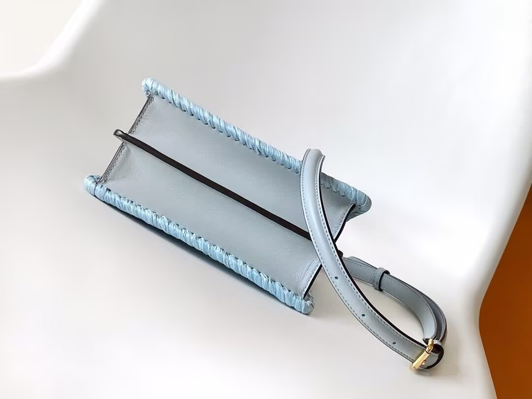 FENDI Peekaboo ISeeU Small 20x11x15.5cm