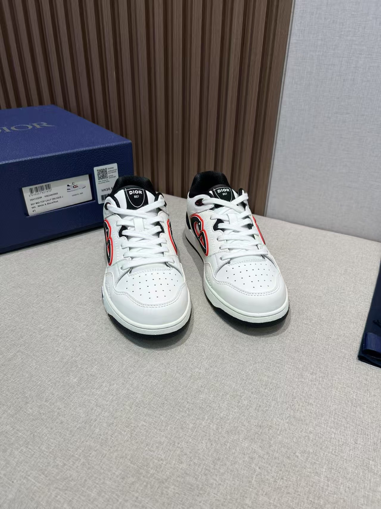 UA Dior Sneakers