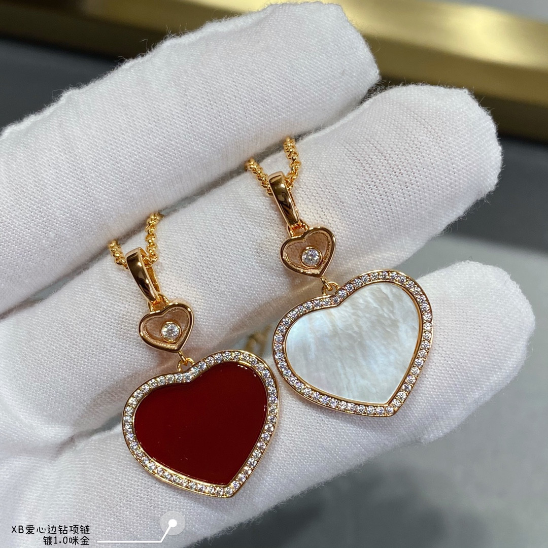 Chopard Heart-shaped Edge Diamond Mother-of-Pearl Necklace