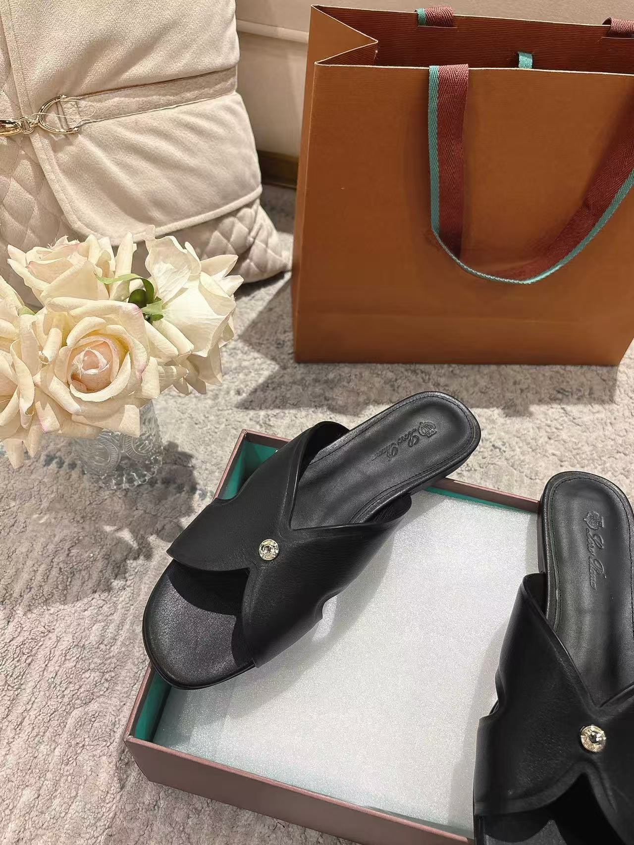 UA Loro Piana Vera Sandal