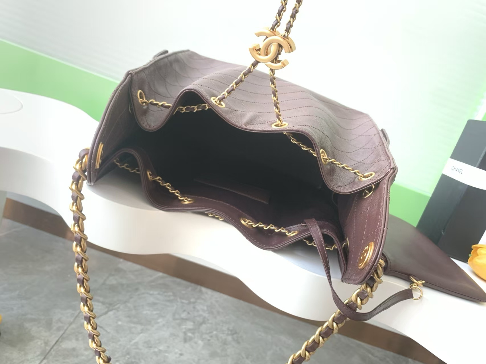 CHANEL 25C Bucket BAG 40x30x15cm