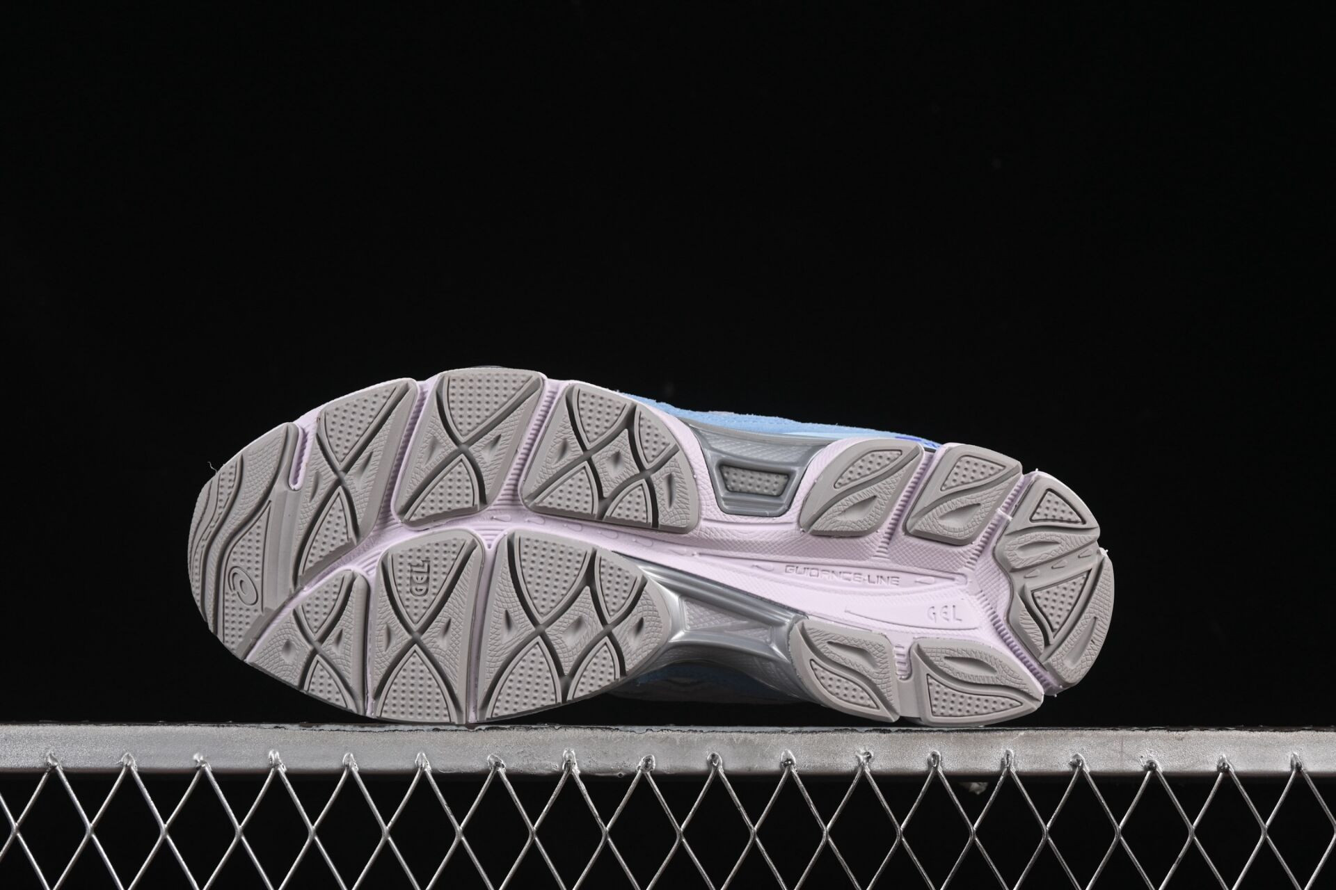 UA Asics gel-kayano 14