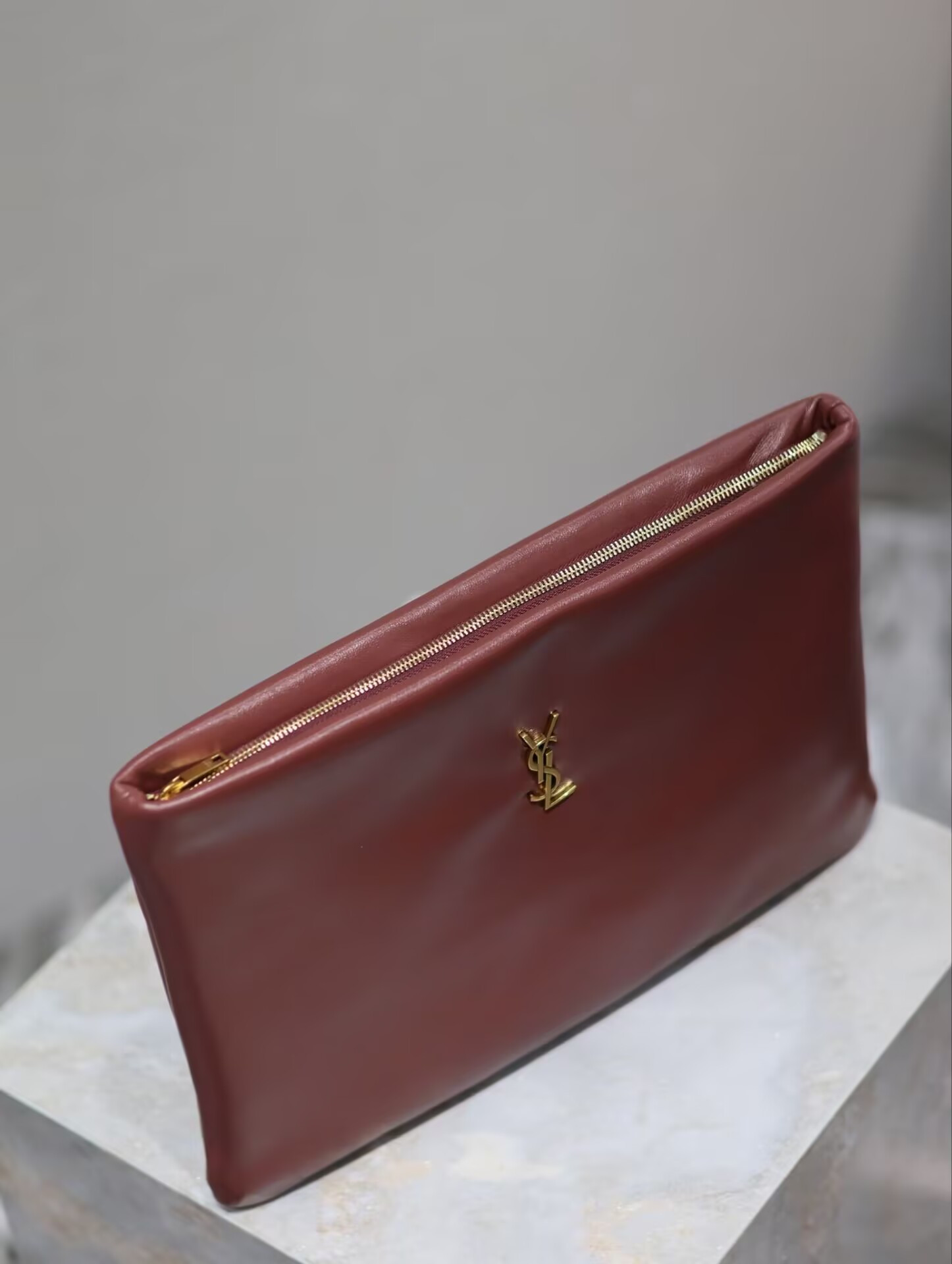 YSL CALYPSO large pouch in lambskin 30x22x3cm