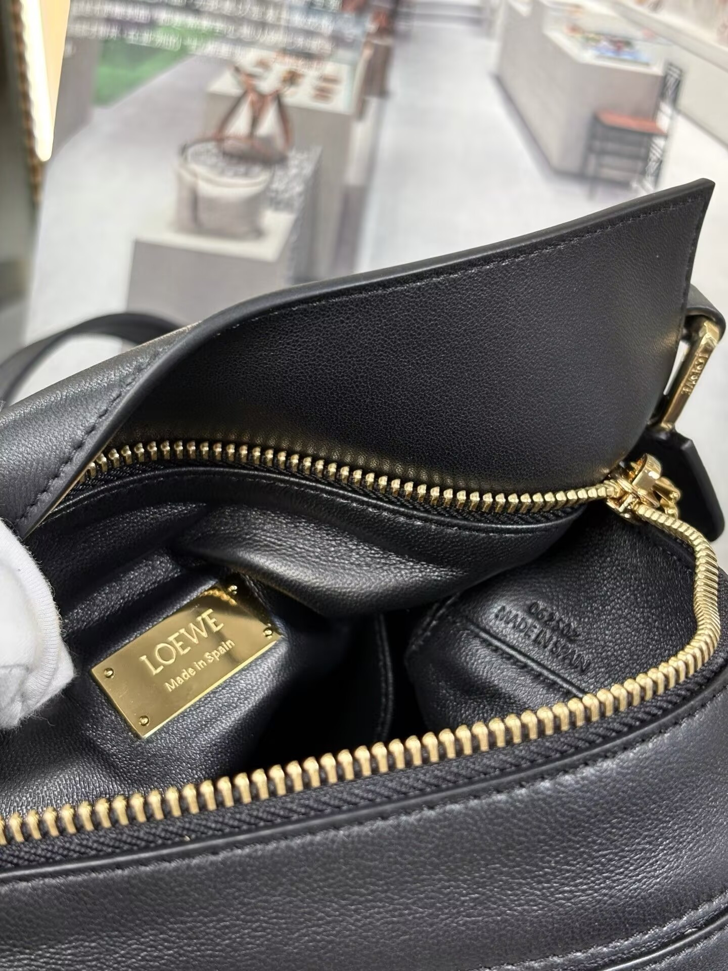 Loewe Mini Featherlight Puzzle Bag Nappa Lambskin 18x12.5x8cm