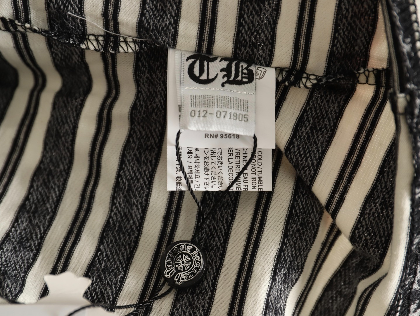 Ch*0me He**ts 25fw polo shirt