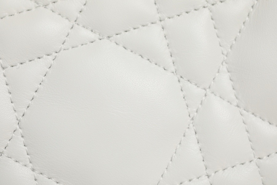 Lambskin Cannage Medium Dior Vibe Hobo Bag White