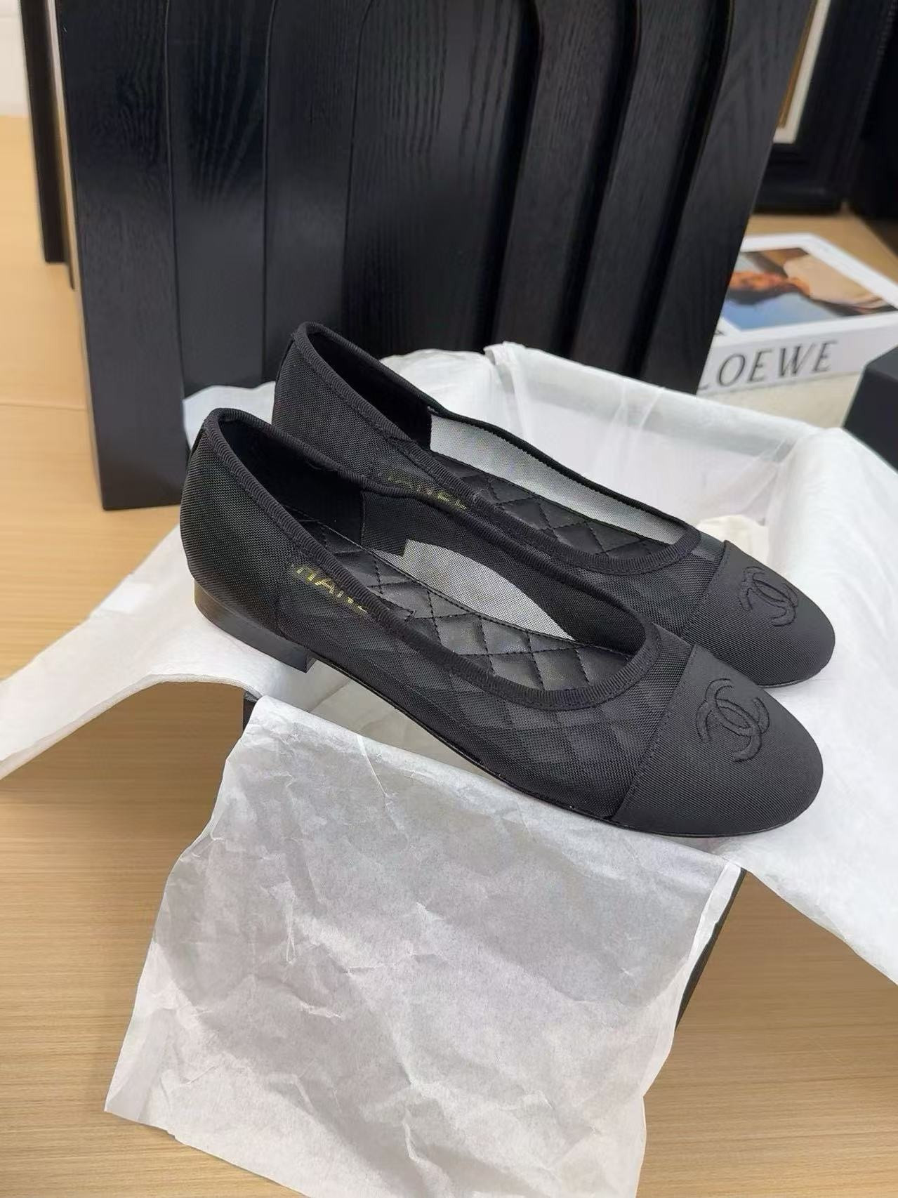 UA Chanel 25P Black Mesh Ballet Ballerina Flats