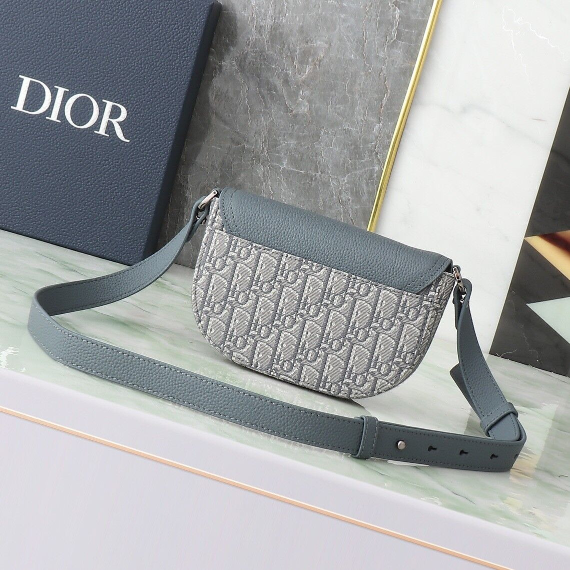 Dior Mini Saddle Messenger Bag With Flap 19.5x13x4.3cm