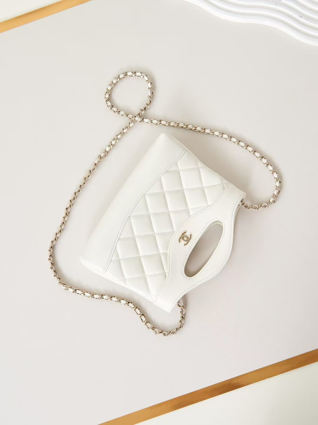 Chanel 31 Nano Chain Bag Lambskin AS3656 17.5x20.5x4cm