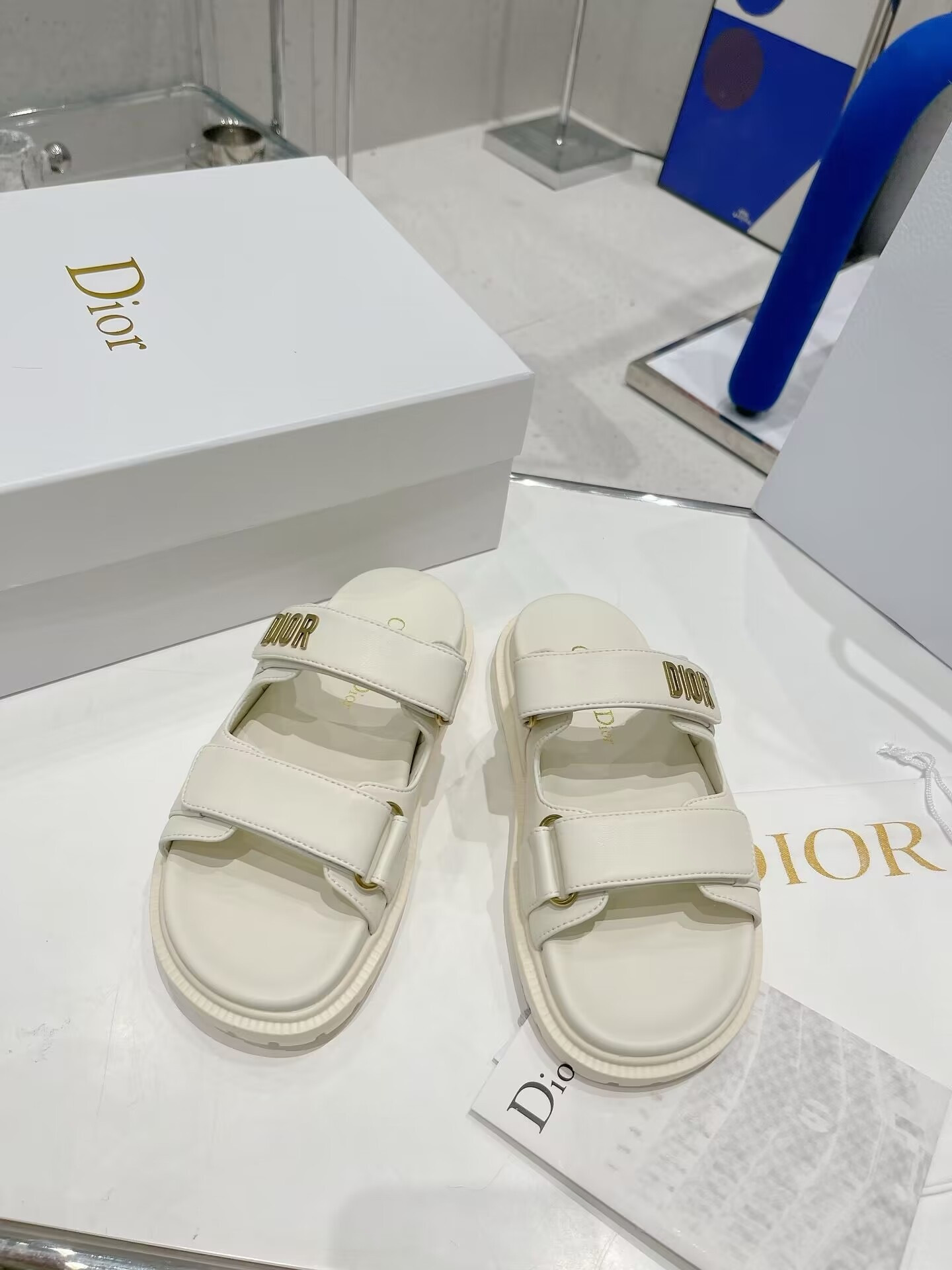 UA DIOR DIORACT SANDAL WHITE
