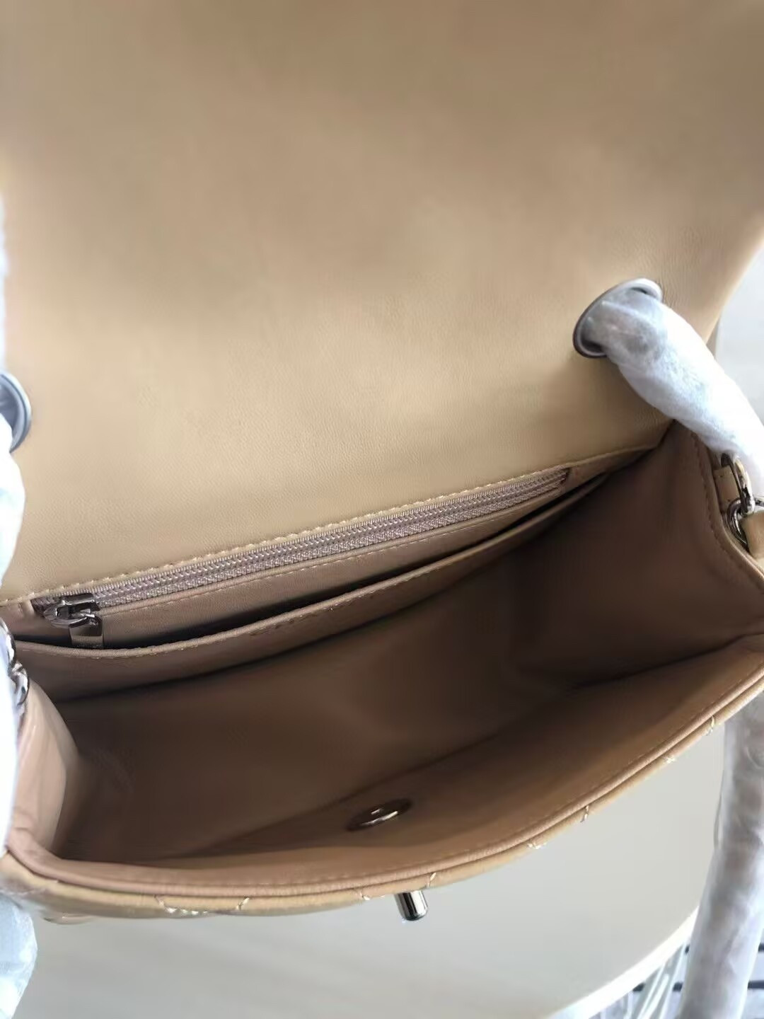 Chanel Mini Classic Handbag Lambskin & Silver-Tone Metal 13.5x 17x8cm