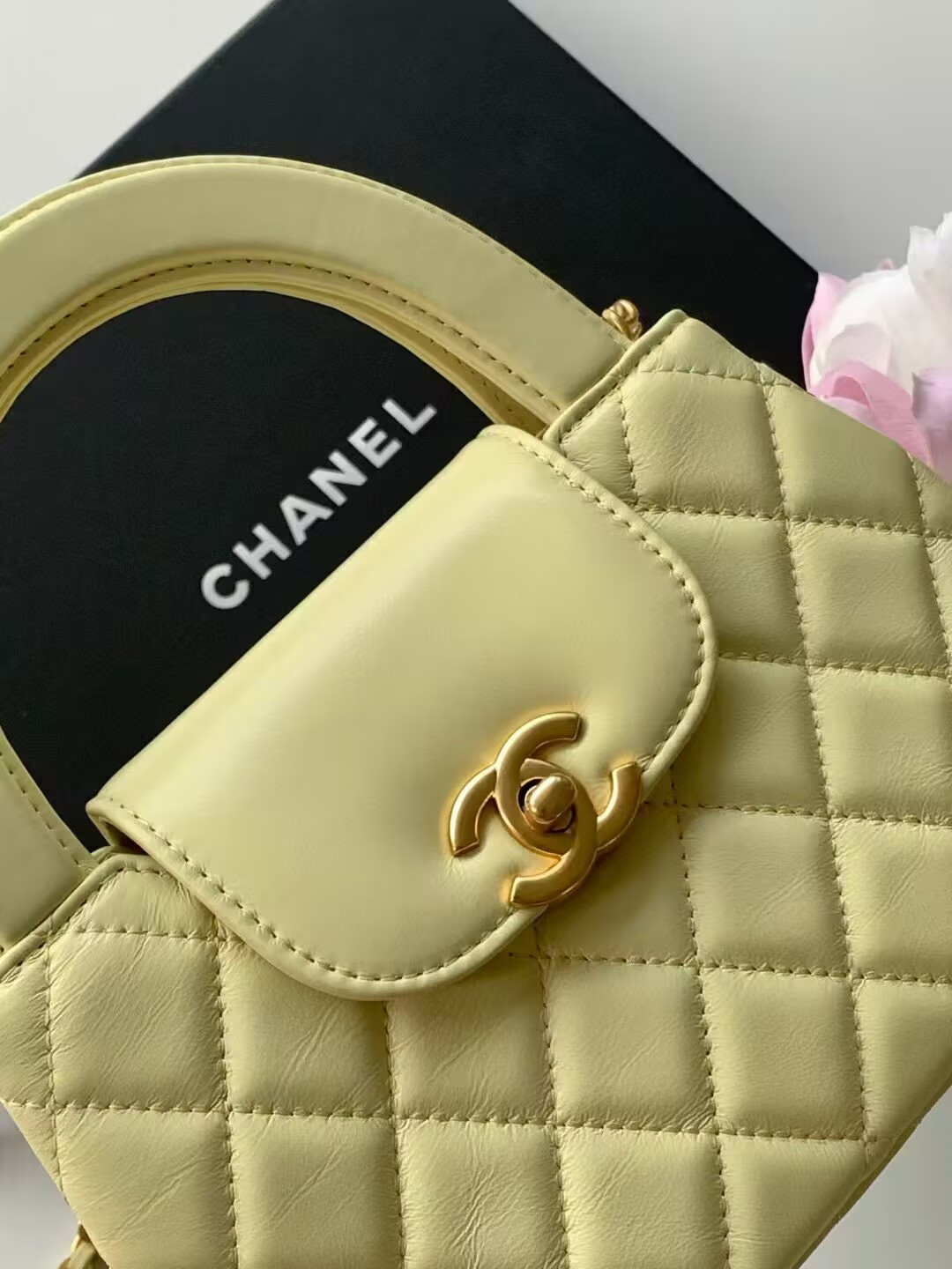 Chanel Kelly 19x13x7cm