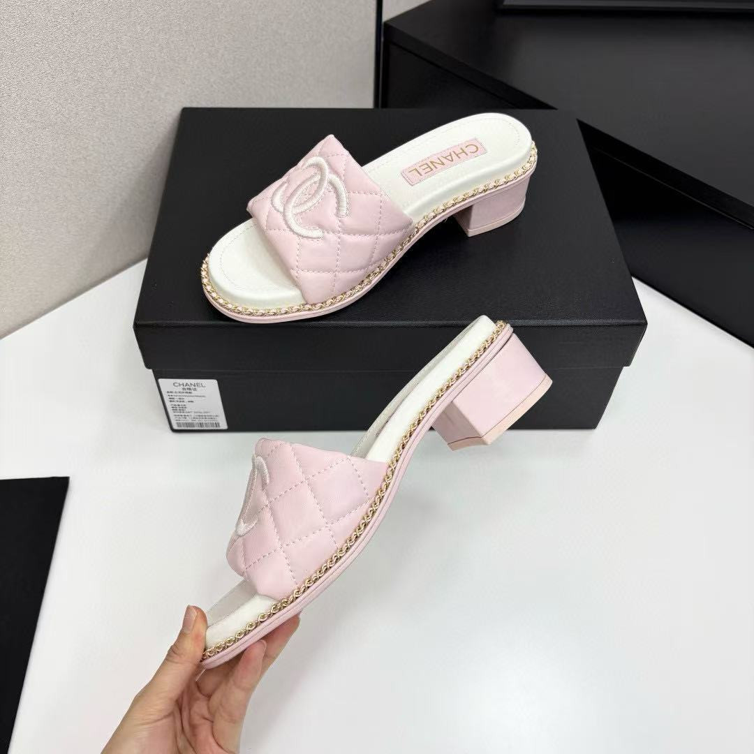 UA Chanel Slides